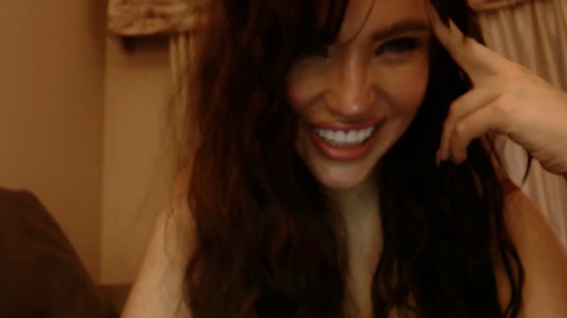 Gallery image thumbnail from PokeAPuss's myfreecams stream on, 05/04/2025, 11:05 image 4 of 20