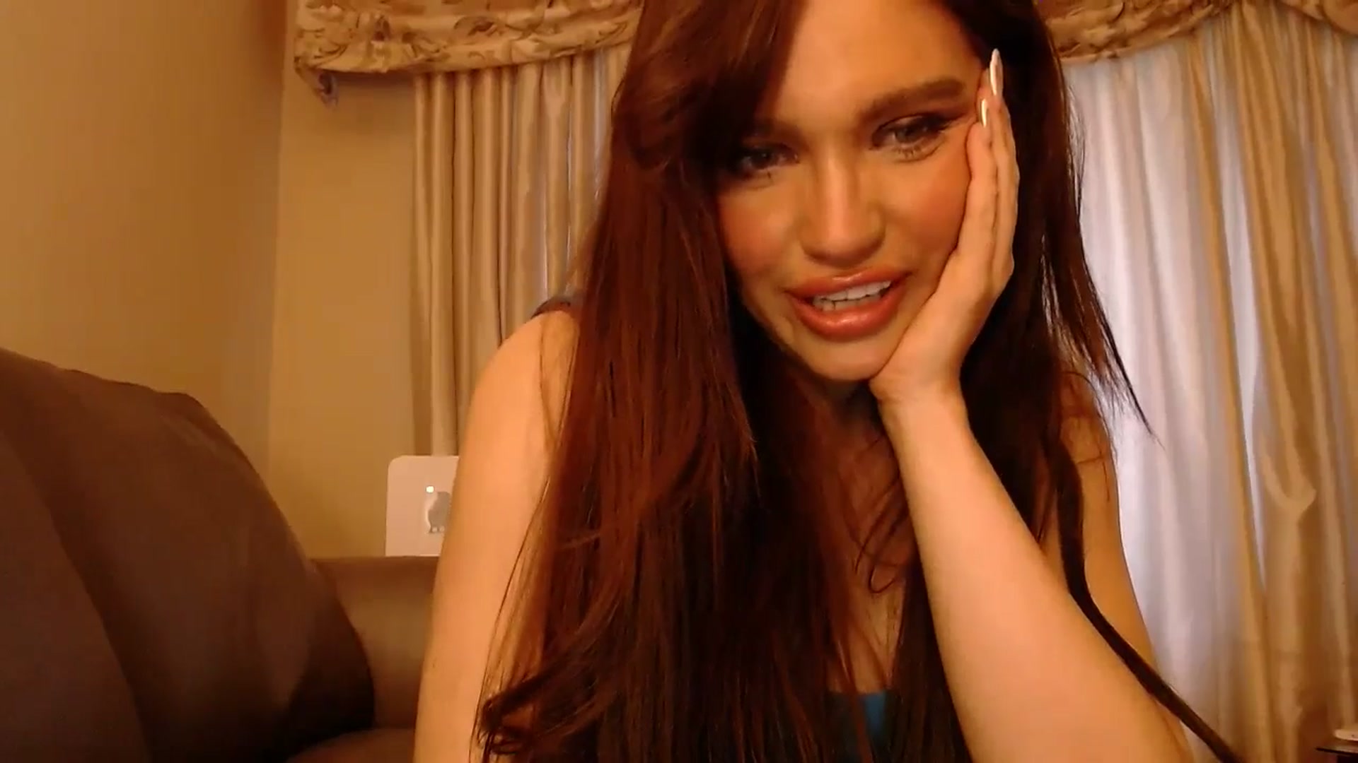 Gallery image thumbnail from PokeAPuss's myfreecams stream on, 05/18/2025, 10:31 image 17 of 20