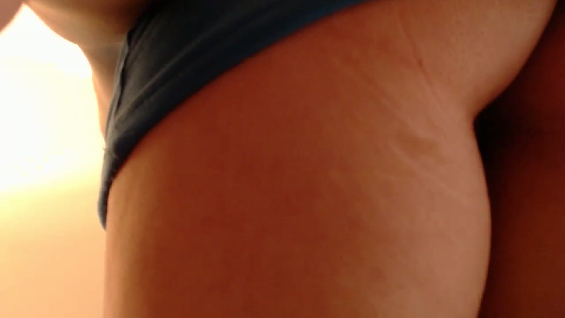 Gallery image thumbnail from PokeAPuss's myfreecams stream on, 05/24/2025, 13:10 image 13 of 20
