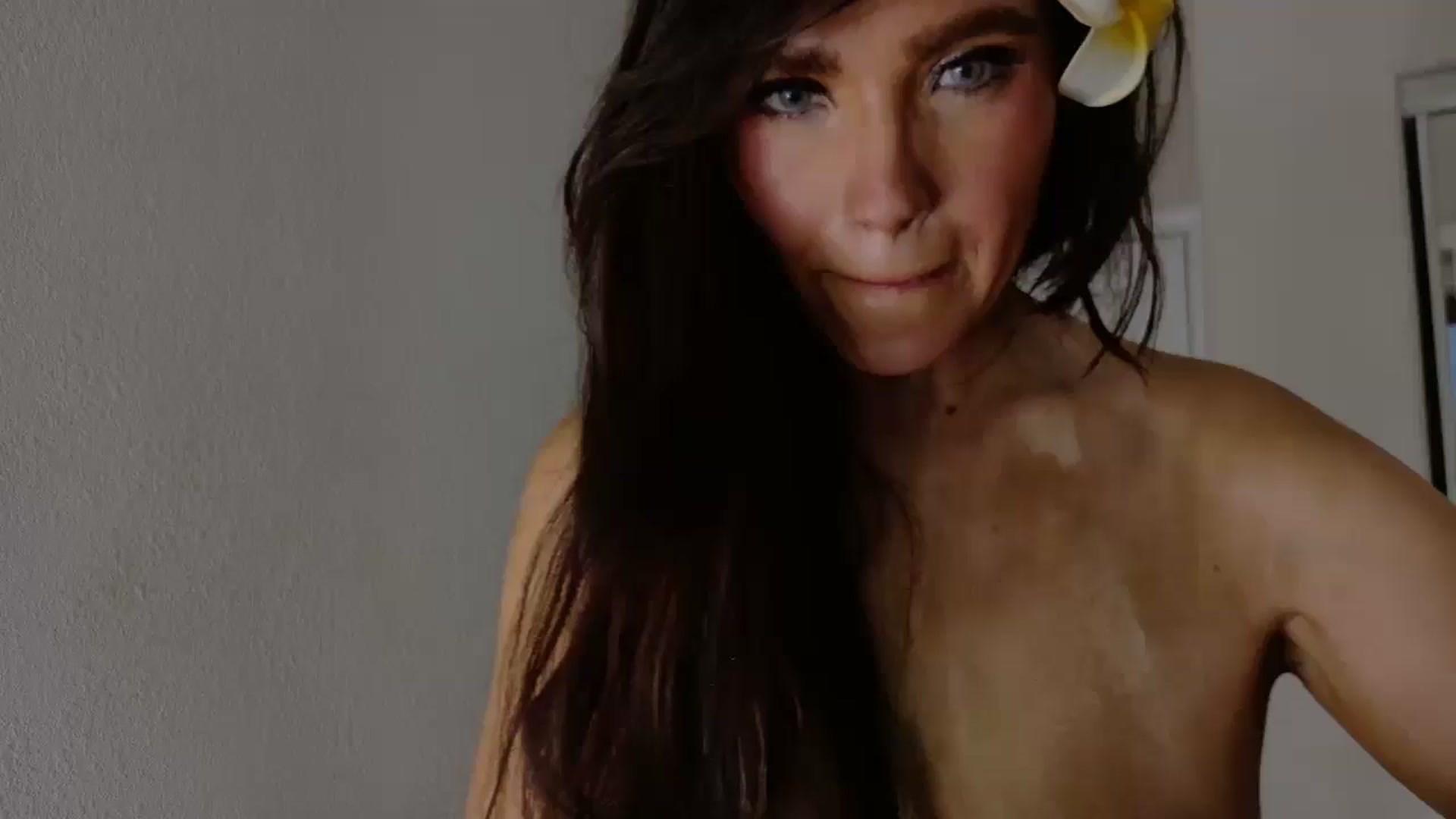 Gallery image thumbnail from PokeAPuss's myfreecams stream on, 08/02/2025, 03:40 image 16 of 20