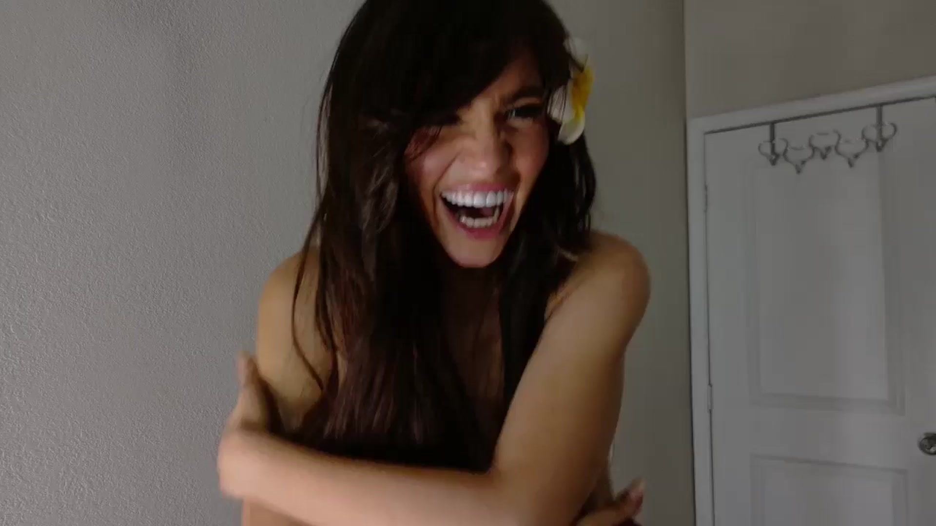 Gallery image thumbnail from PokeAPuss's myfreecams stream on, 08/02/2025, 03:40 image 14 of 20