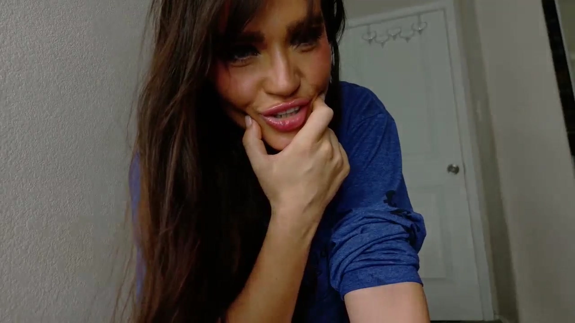 Gallery image thumbnail from PokeAPuss's myfreecams stream on, 08/08/2025, 14:18 image 2 of 20
