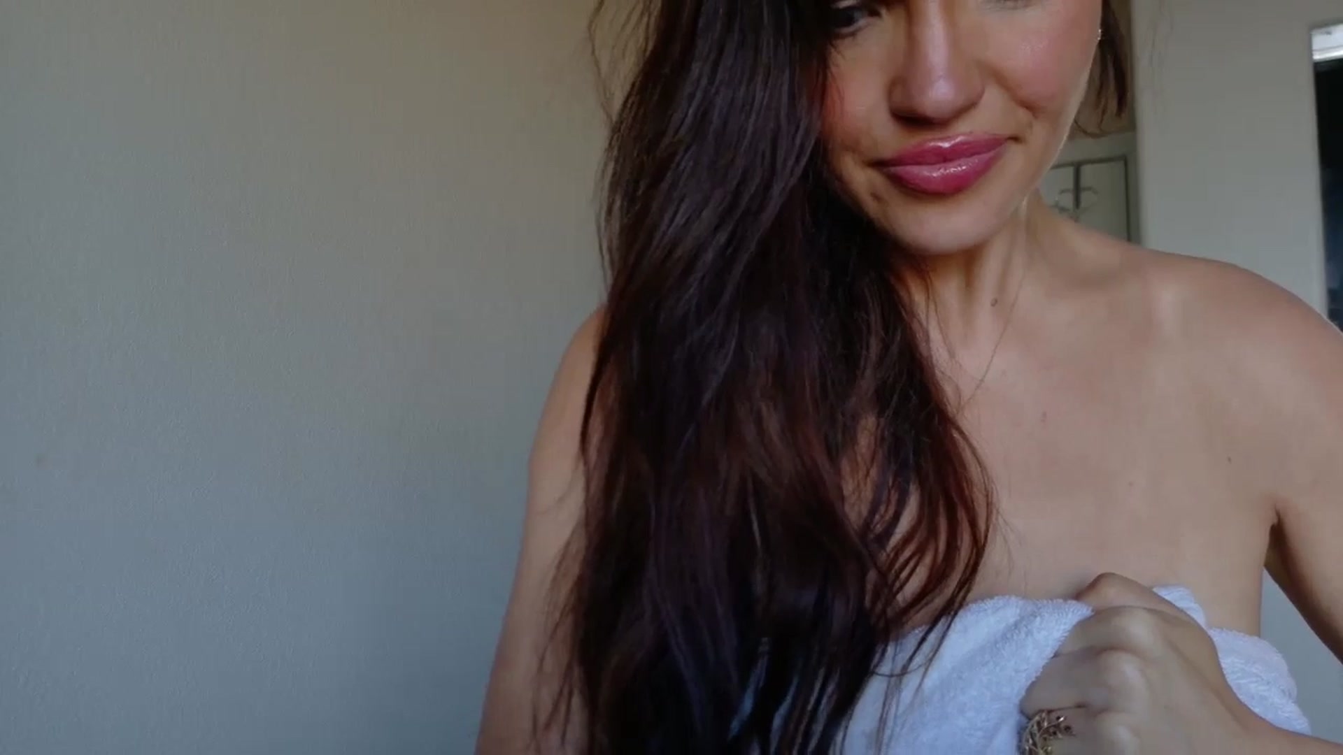 Gallery image thumbnail from PokeAPuss's myfreecams stream on, 08/30/2025, 01:43 image 7 of 20
