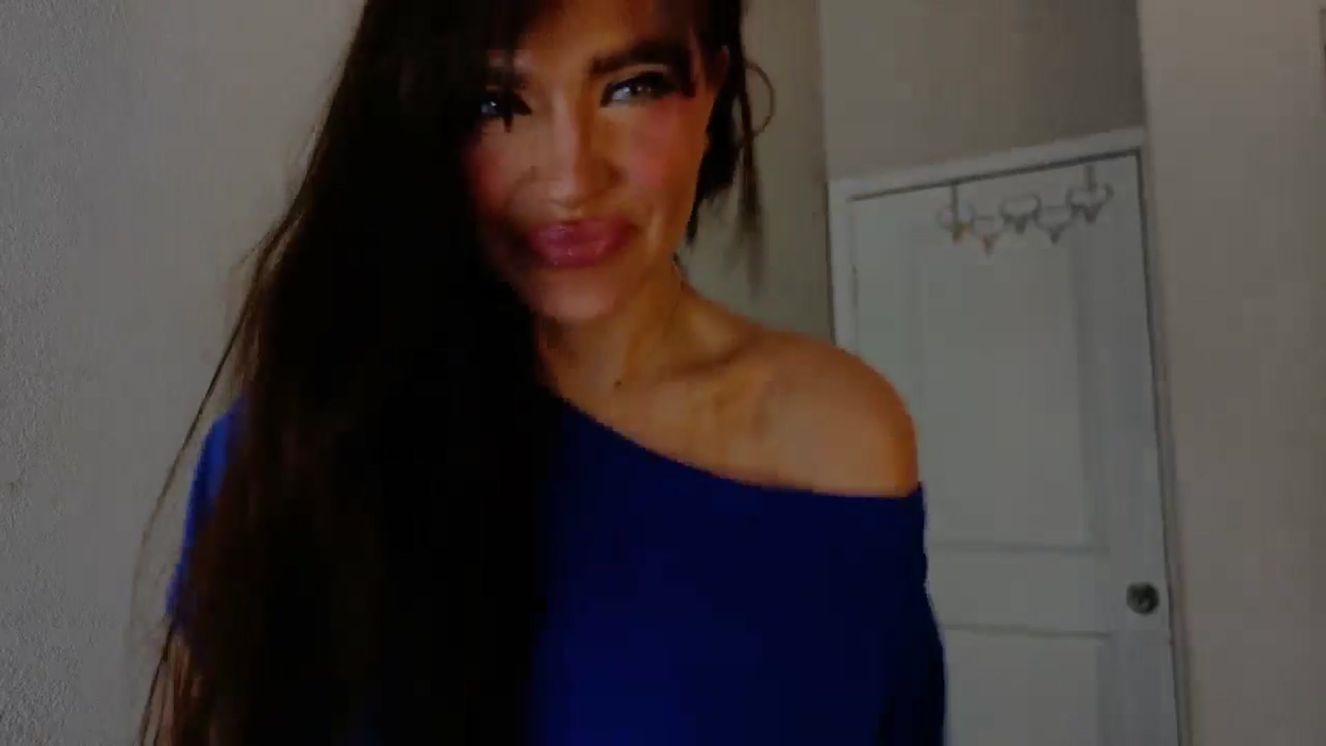 Gallery image thumbnail from PokeAPuss's myfreecams stream on, 08/31/2025, 09:43 image 5 of 20