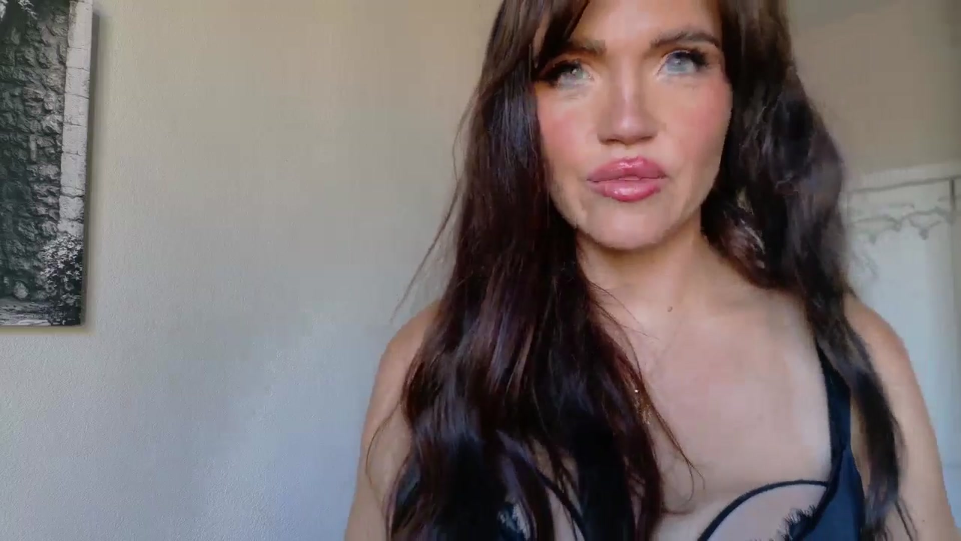 Gallery image thumbnail from PokeAPuss's myfreecams stream on, 09/25/2025, 23:44 image 11 of 20