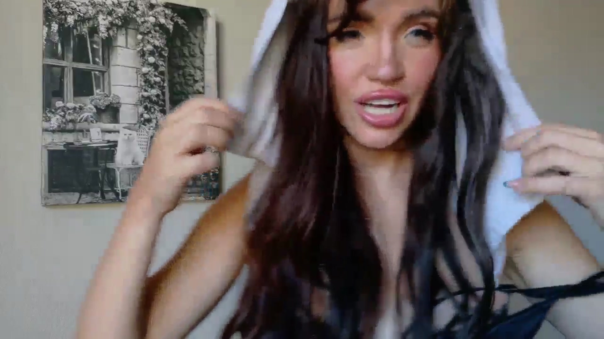 Gallery image thumbnail from PokeAPuss's myfreecams stream on, 09/25/2025, 23:44 image 17 of 20
