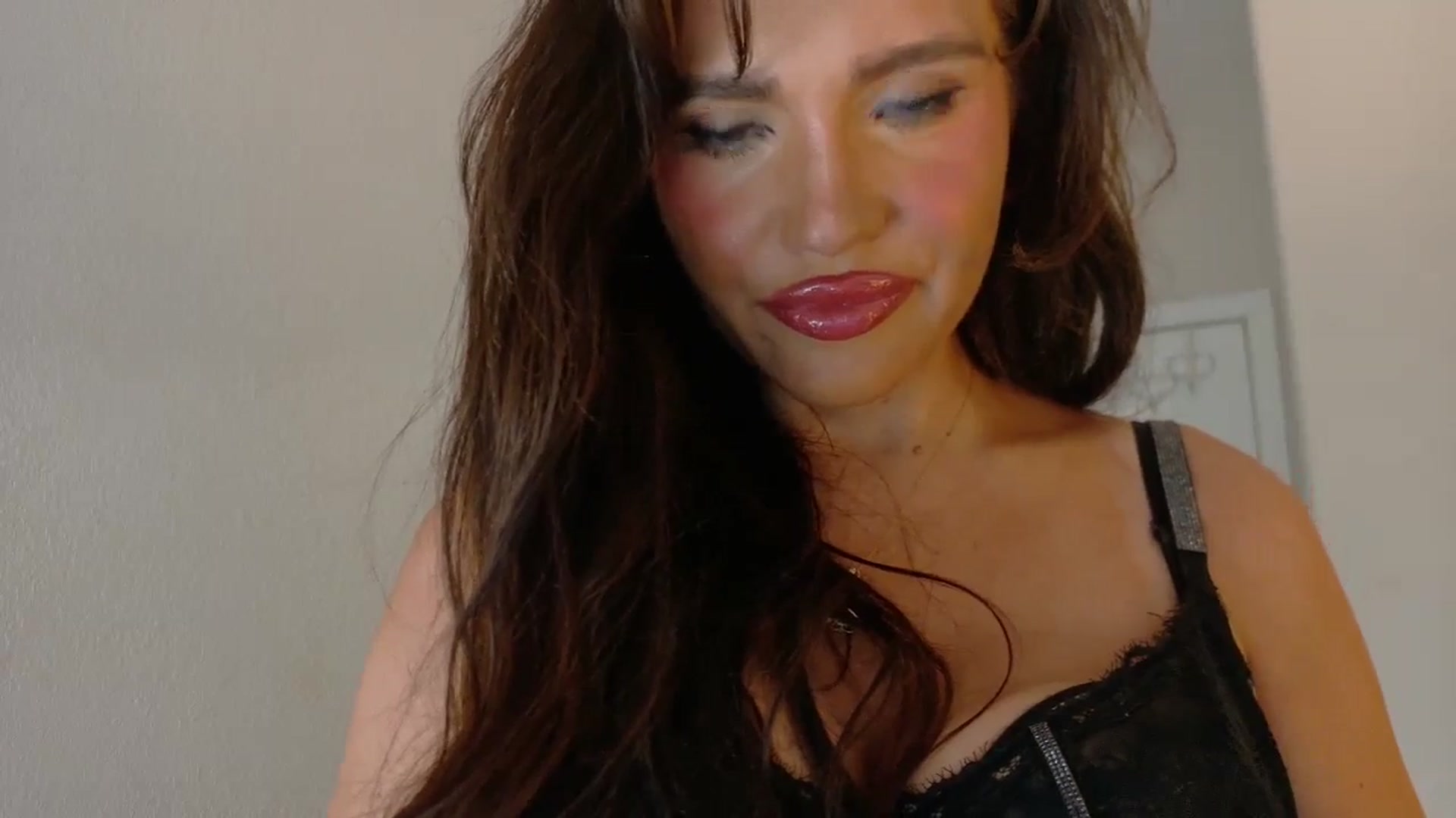 Gallery image thumbnail from PokeAPuss's myfreecams stream on, 09/28/2025, 09:56 image 3 of 20