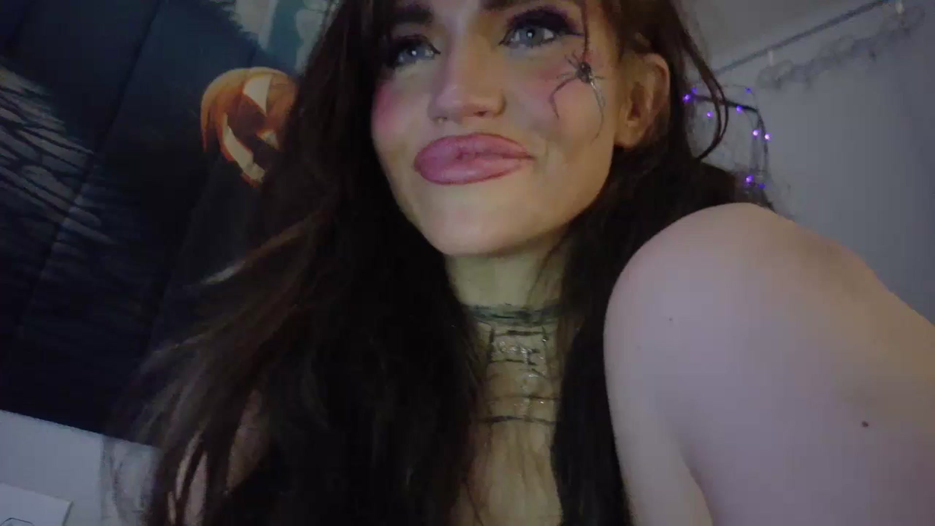 Gallery image thumbnail from PokeAPuss's myfreecams stream on, 10/12/2025, 11:39 image 17 of 20