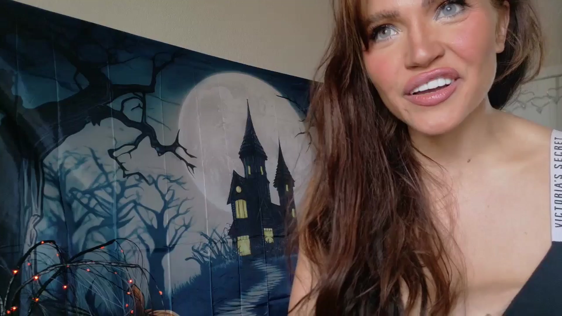 Gallery image thumbnail from PokeAPuss's myfreecams stream on, 10/13/2025, 23:28 image 20 of 20