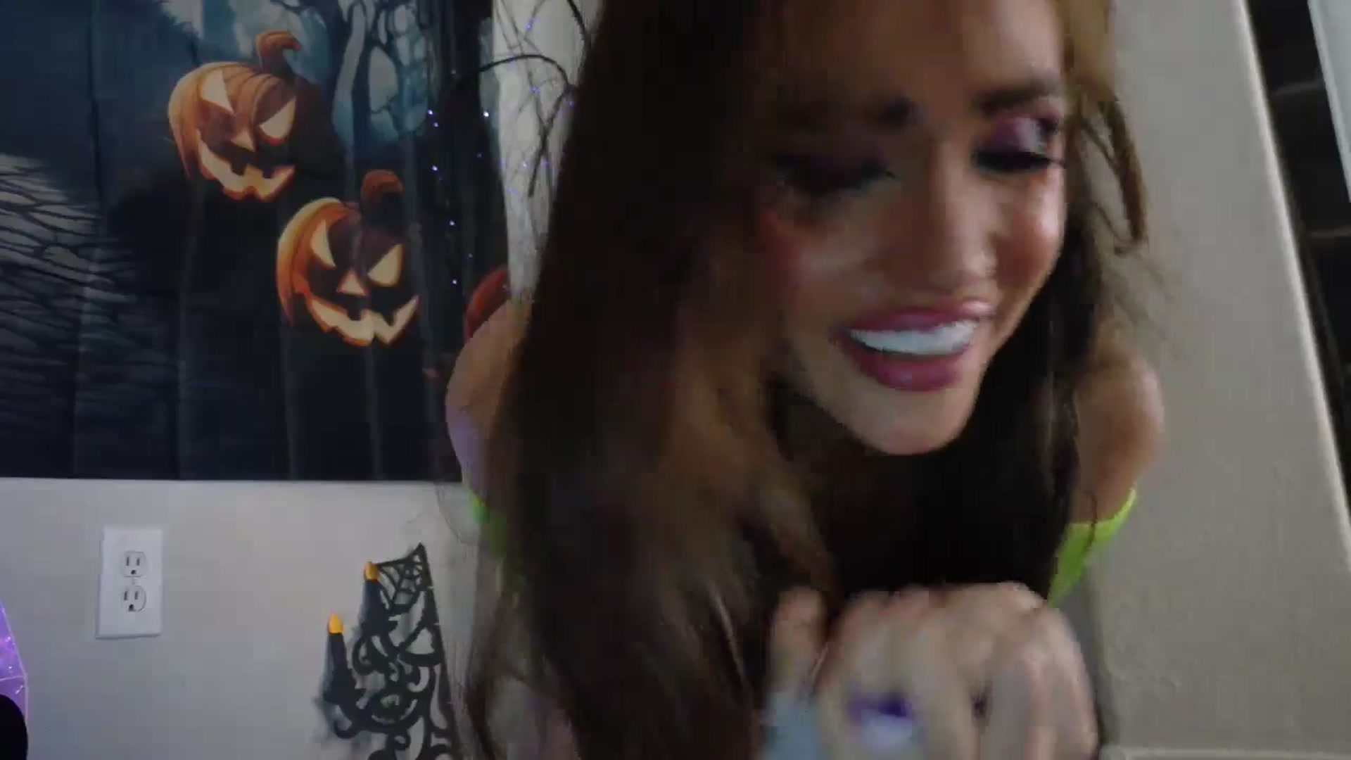 Gallery image thumbnail from PokeAPuss's myfreecams stream on, 10/15/2025, 11:19 image 18 of 20