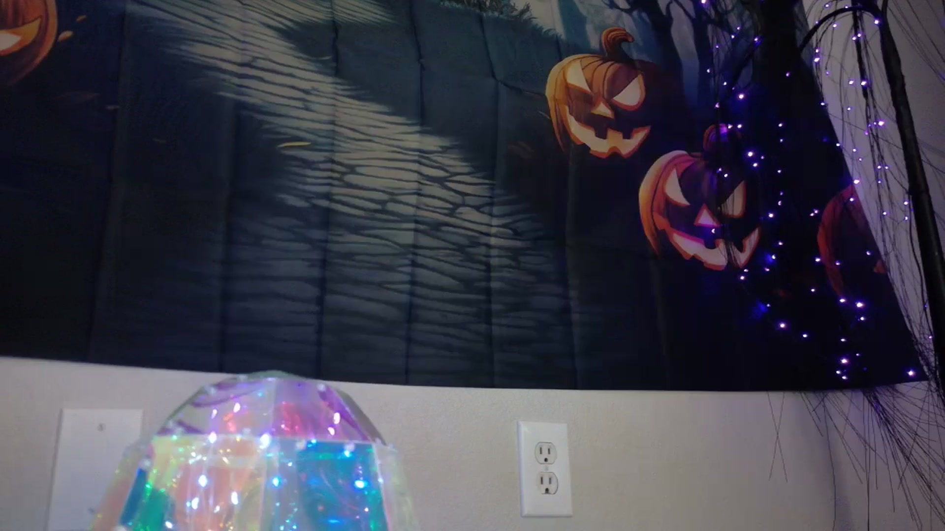 Gallery image thumbnail from PokeAPuss's myfreecams stream on, 10/17/2025, 09:30 image 18 of 20