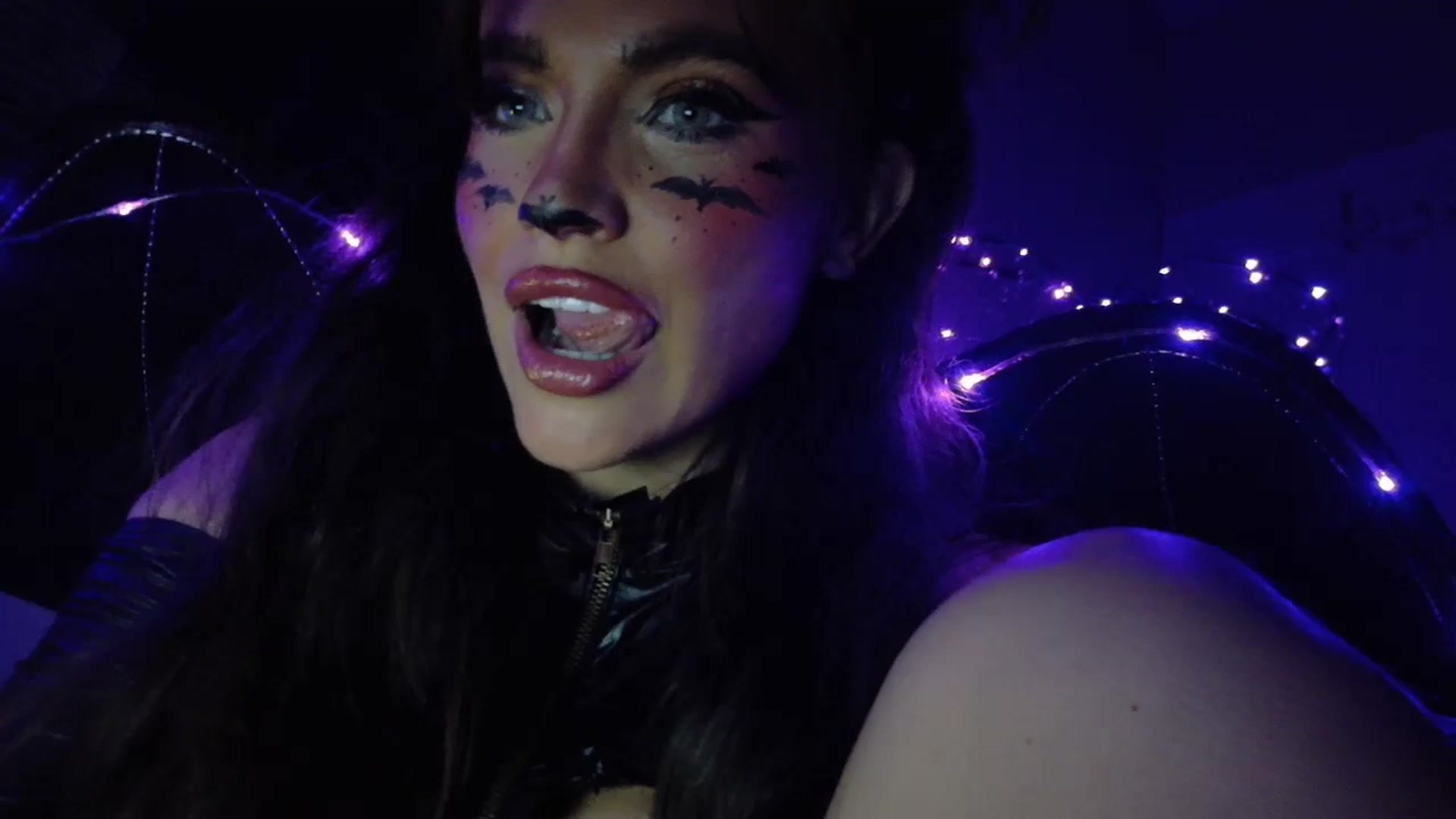 Gallery image thumbnail from PokeAPuss's myfreecams stream on, 10/21/2025, 13:22 image 9 of 20