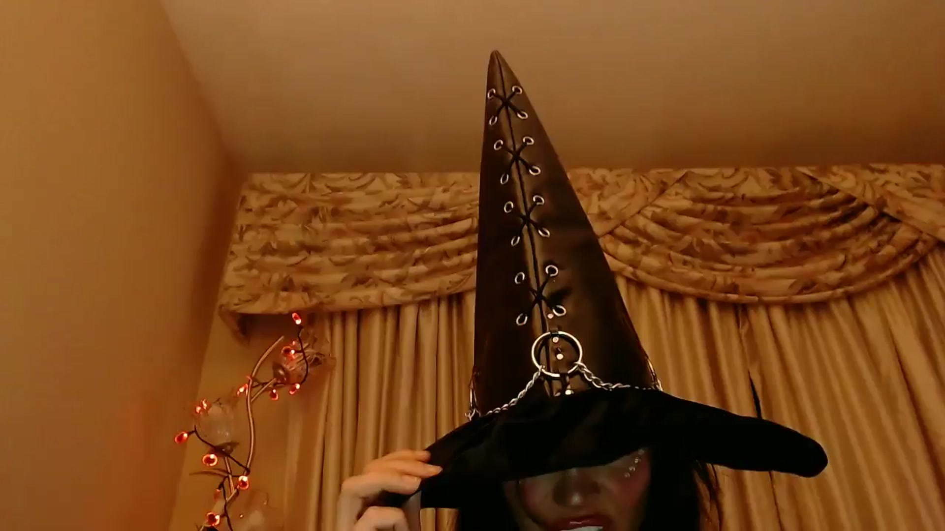 Gallery image thumbnail from PokeAPuss's myfreecams stream on, 10/31/2025, 11:18 image 2 of 20