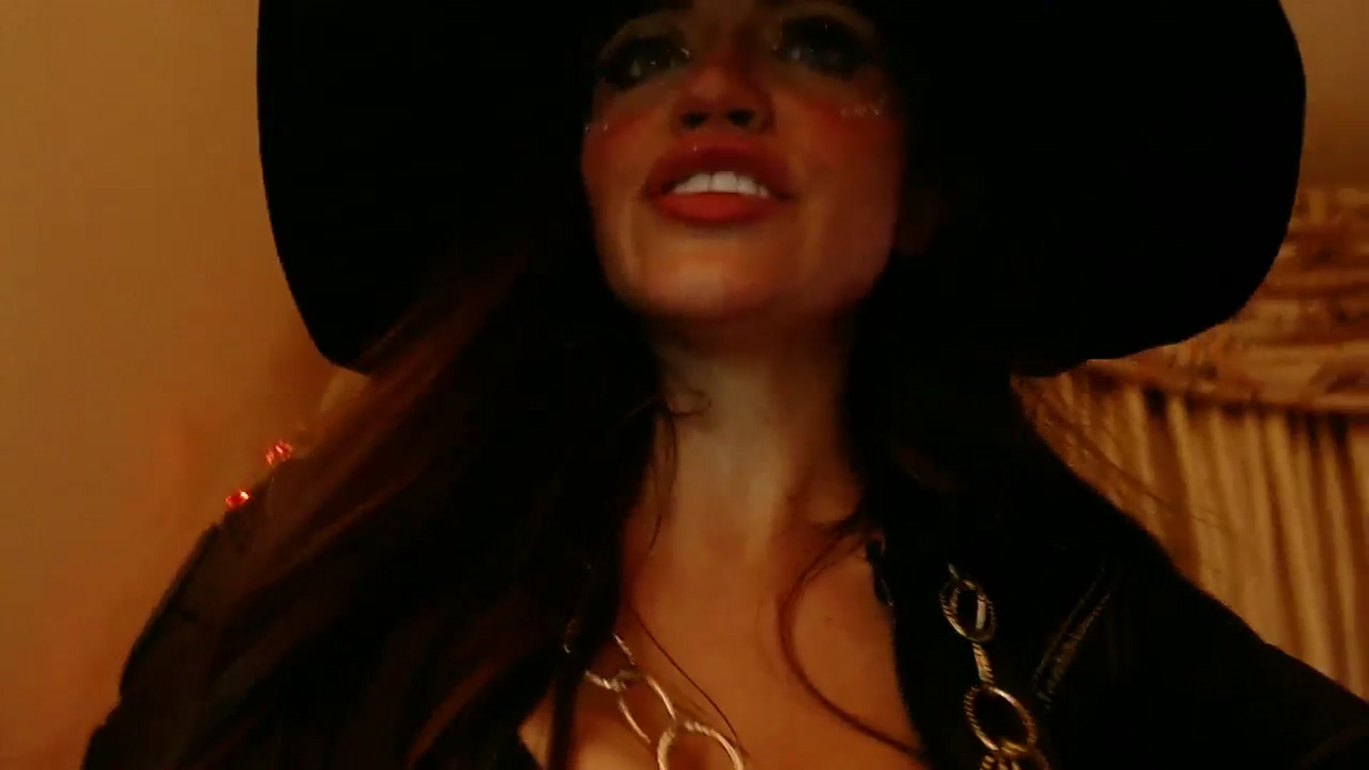 Gallery image thumbnail from PokeAPuss's myfreecams stream on, 10/31/2025, 11:40 image 12 of 20