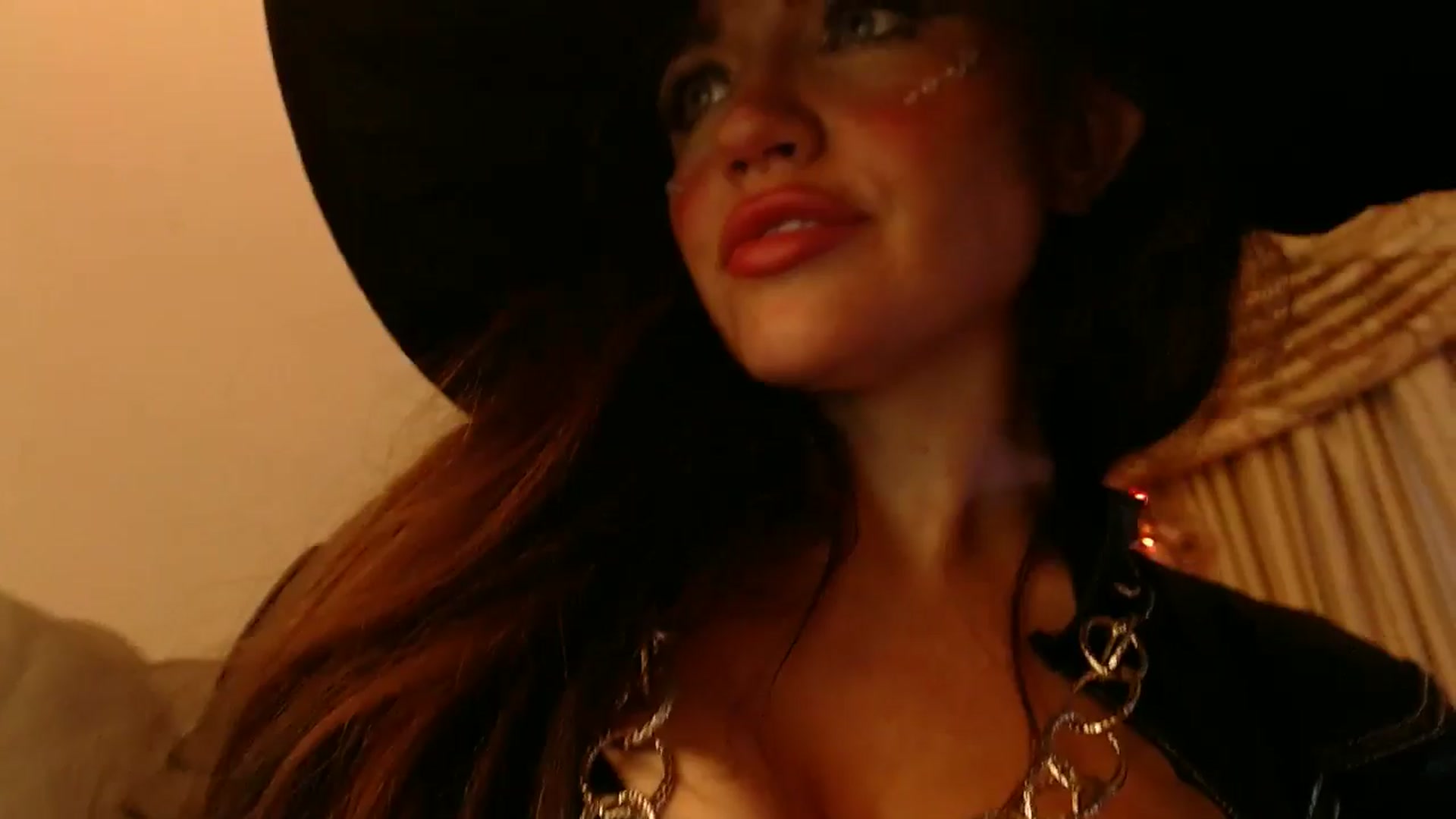 Gallery image thumbnail from PokeAPuss's myfreecams stream on, 10/31/2025, 12:17 image 8 of 20