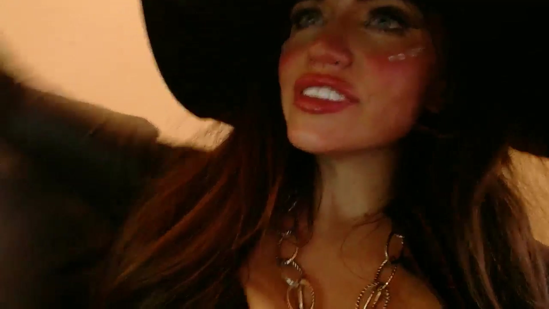 Gallery image thumbnail from PokeAPuss's myfreecams stream on, 10/31/2025, 14:22 image 3 of 20