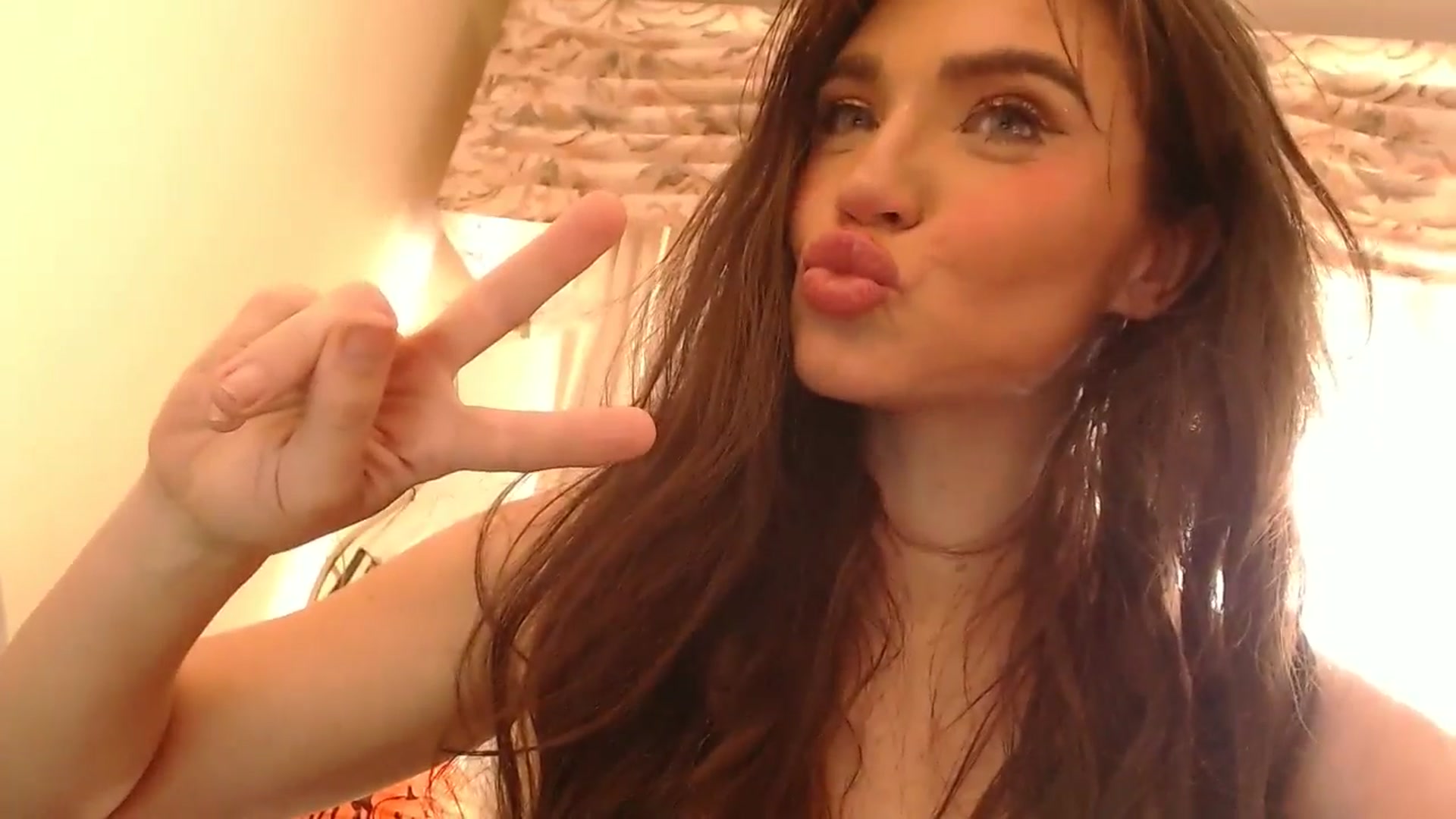 Gallery image thumbnail from PokeAPuss's myfreecams stream on, 11/04/2025, 15:21 image 17 of 20