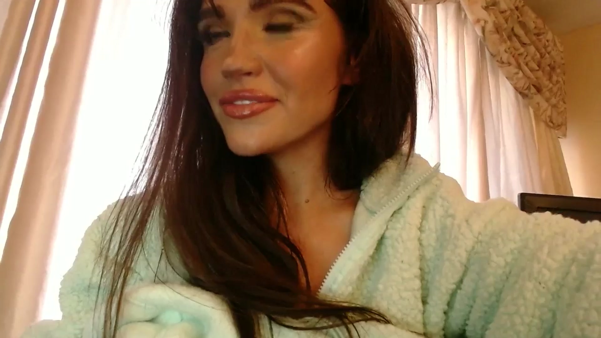 Gallery image thumbnail from PokeAPuss's myfreecams stream on, 11/13/2025, 14:29 image 5 of 20