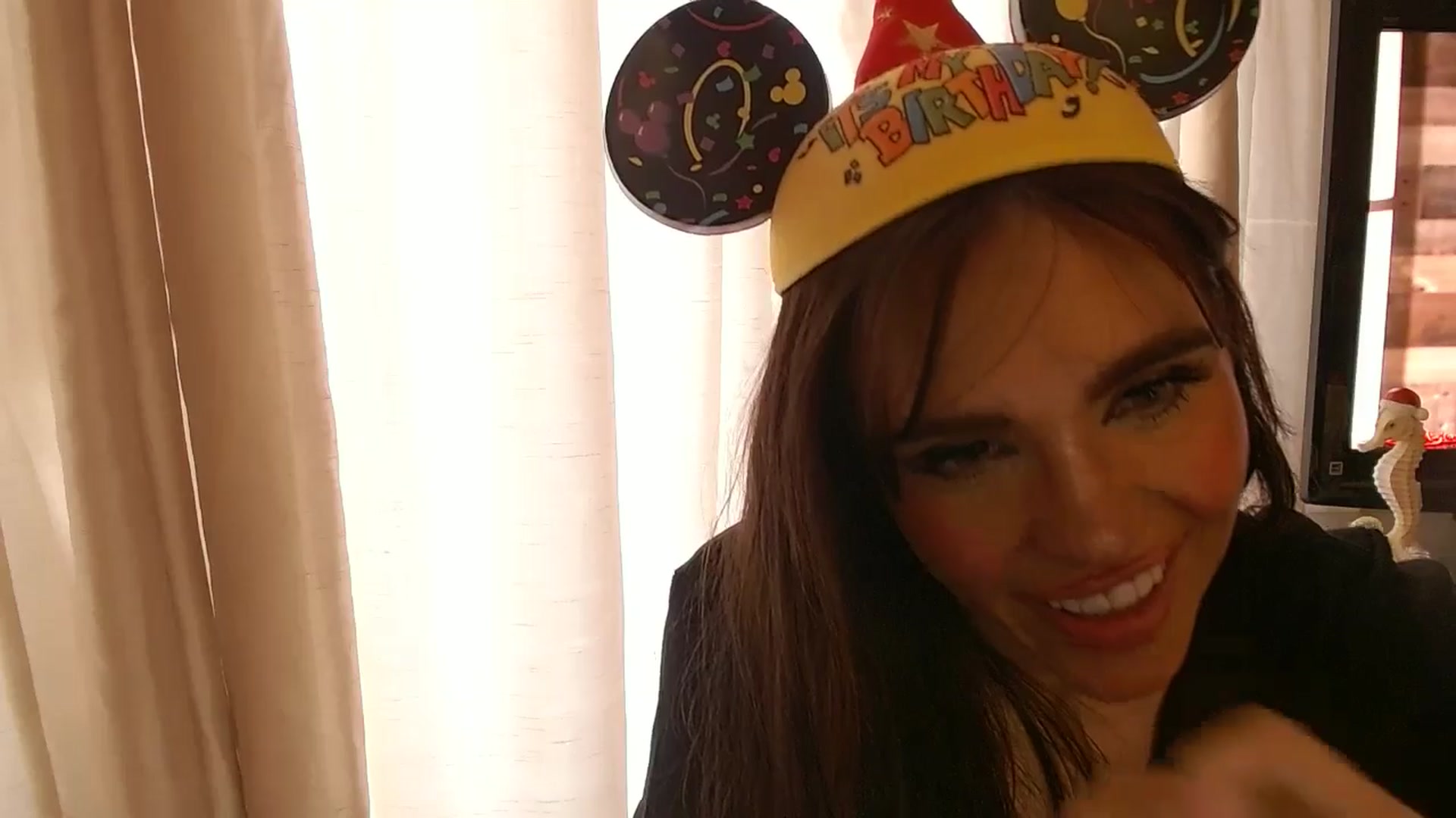 Gallery image thumbnail from PokeAPuss's myfreecams stream on, 11/15/2025, 16:51 image 5 of 20