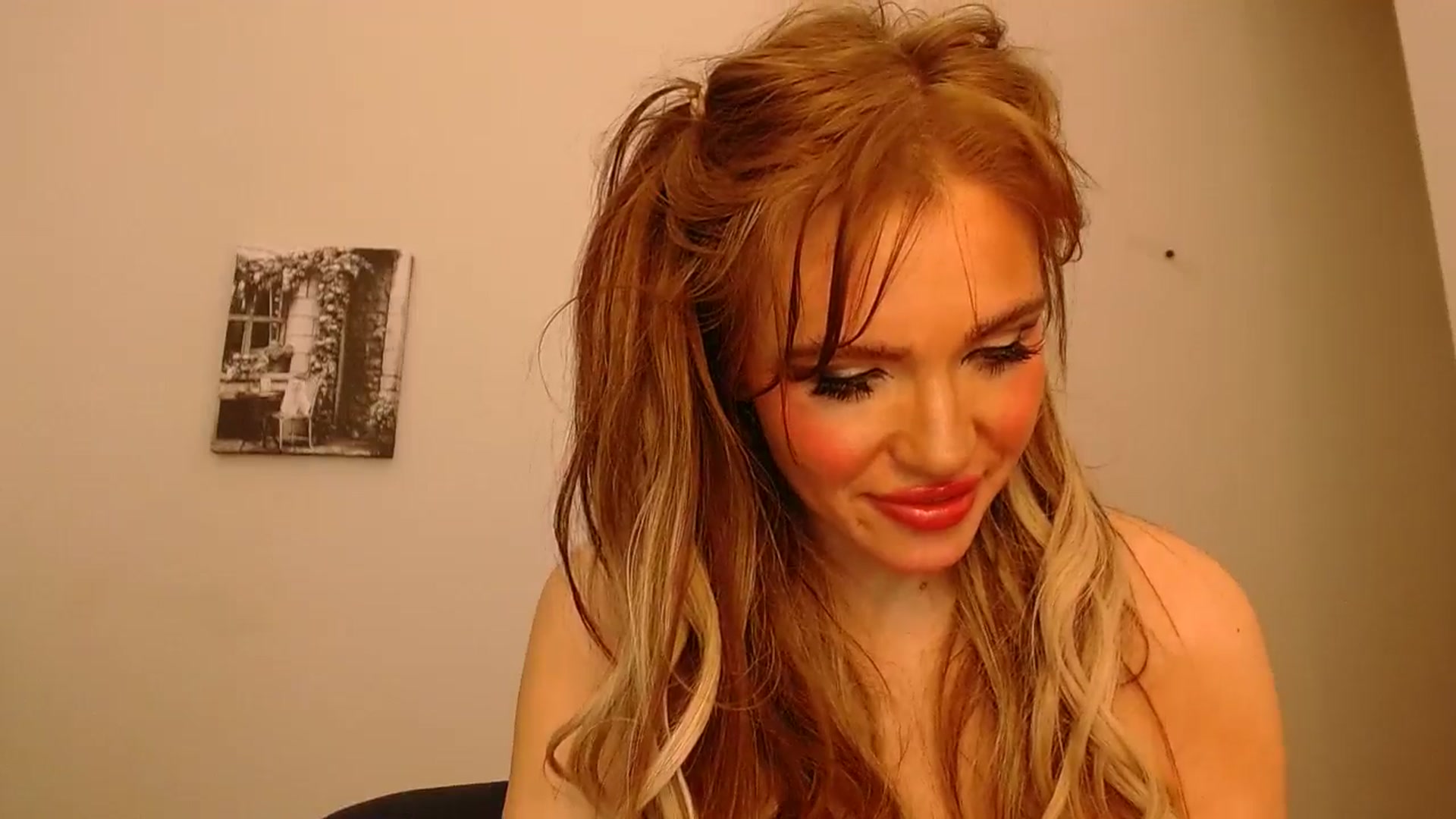 Gallery image thumbnail from PokeAPuss's myfreecams stream on, 12/31/2025, 13:35 image 18 of 20
