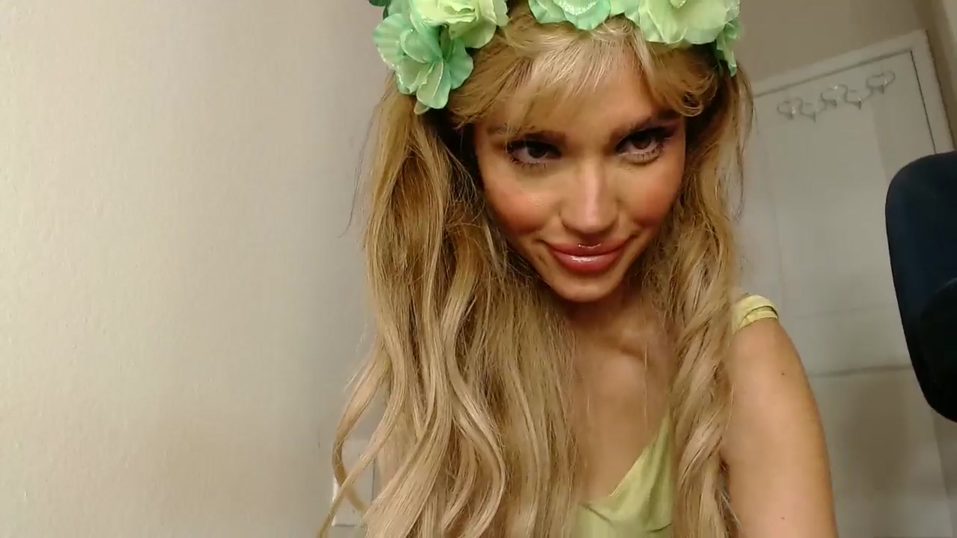 Gallery image thumbnail from PokeAPuss's myfreecams stream on, 03/14/2026, 02:26 image 17 of 20