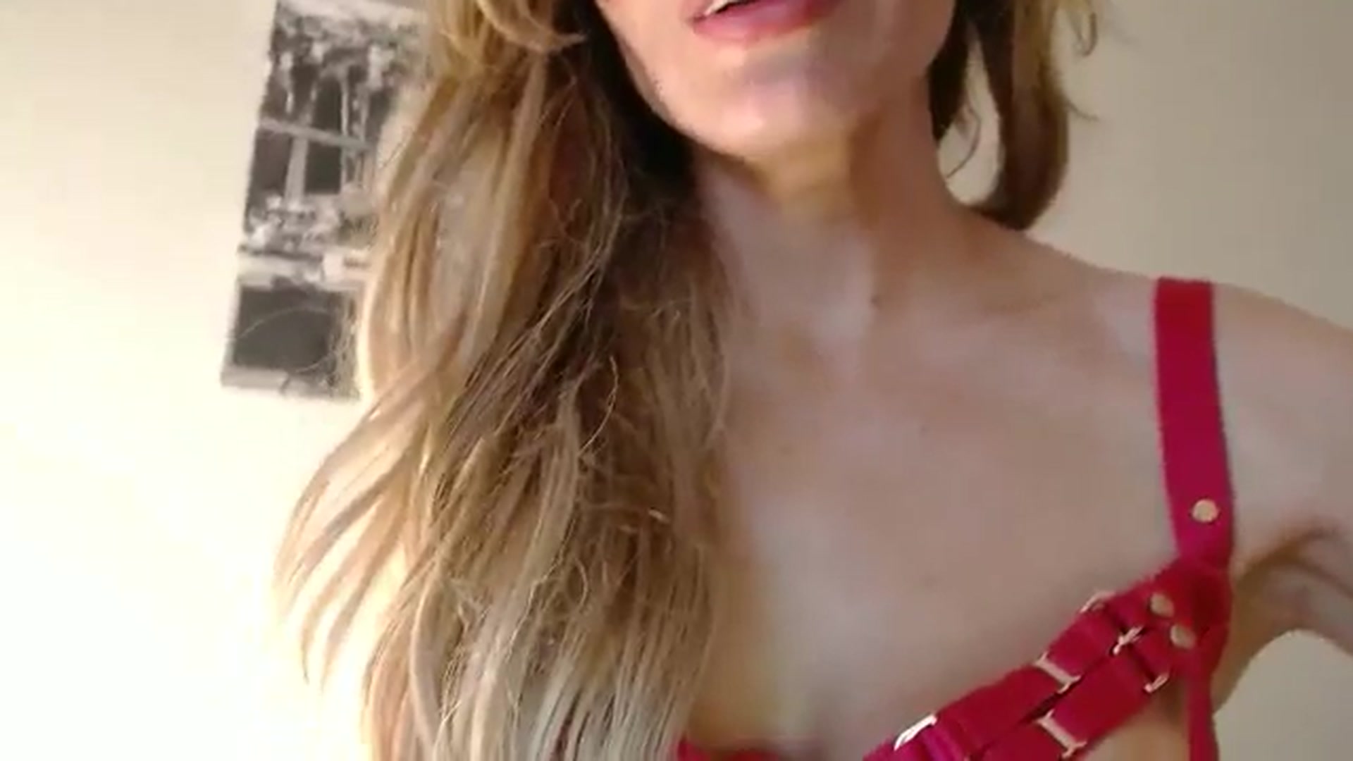 Gallery image thumbnail from PokeAPuss's myfreecams stream on, 03/28/2026, 01:58 image 18 of 20