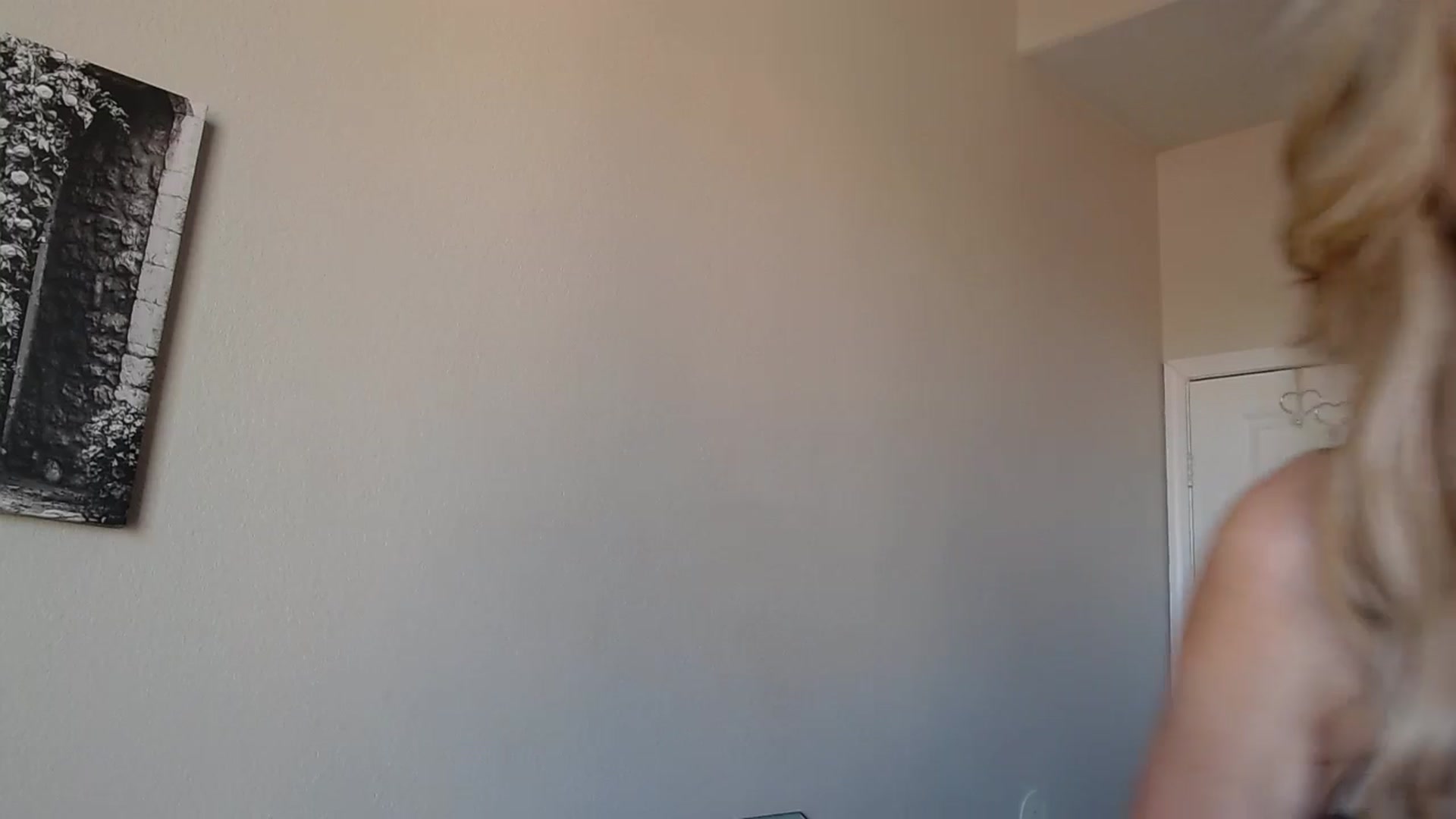 Gallery image thumbnail from PokeAPuss's myfreecams stream on, 03/30/2026, 24:00 image 5 of 20