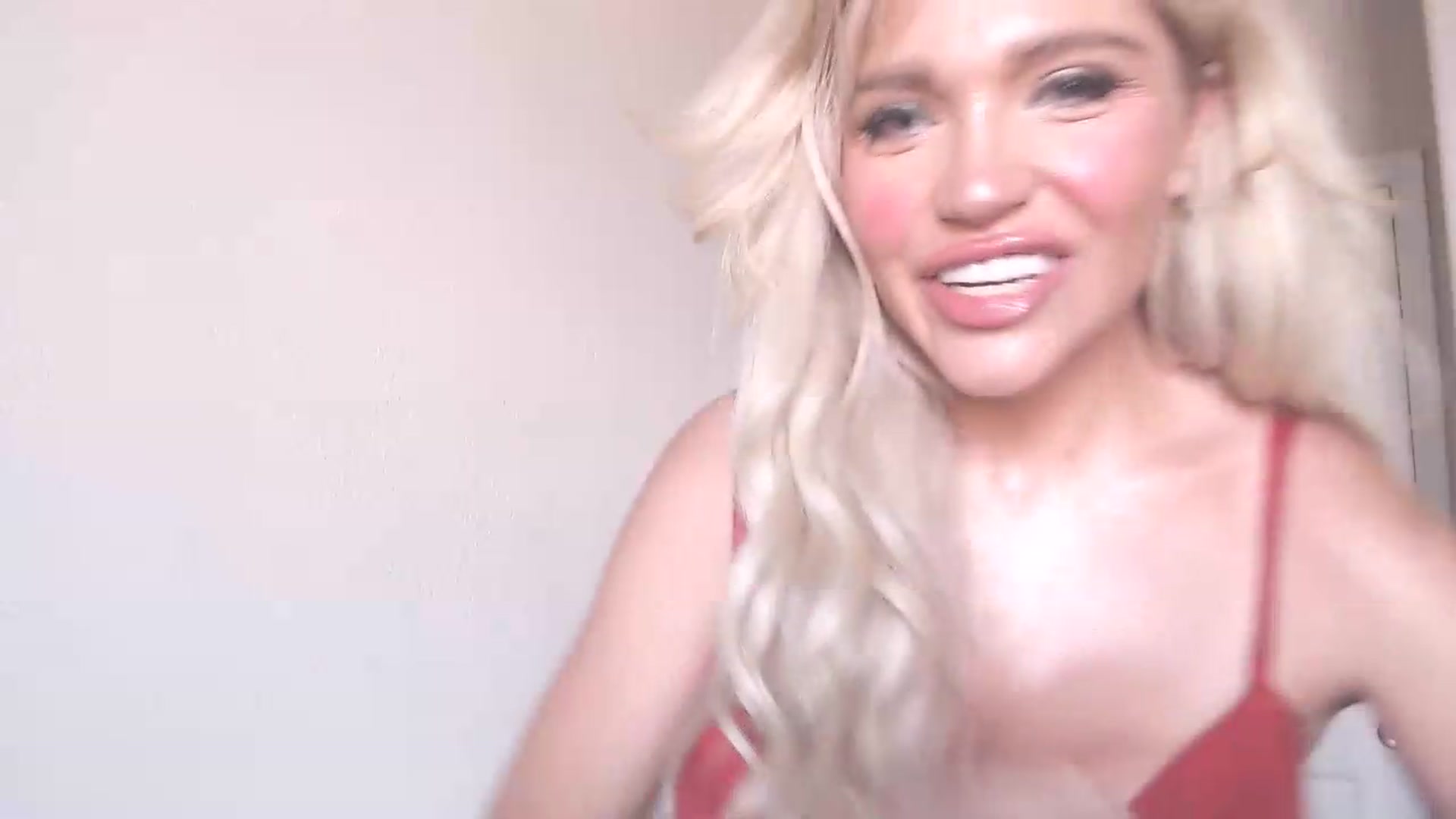 Gallery image thumbnail from PokeAPuss's myfreecams stream on, 07/18/2026, 22:17 image 2 of 20