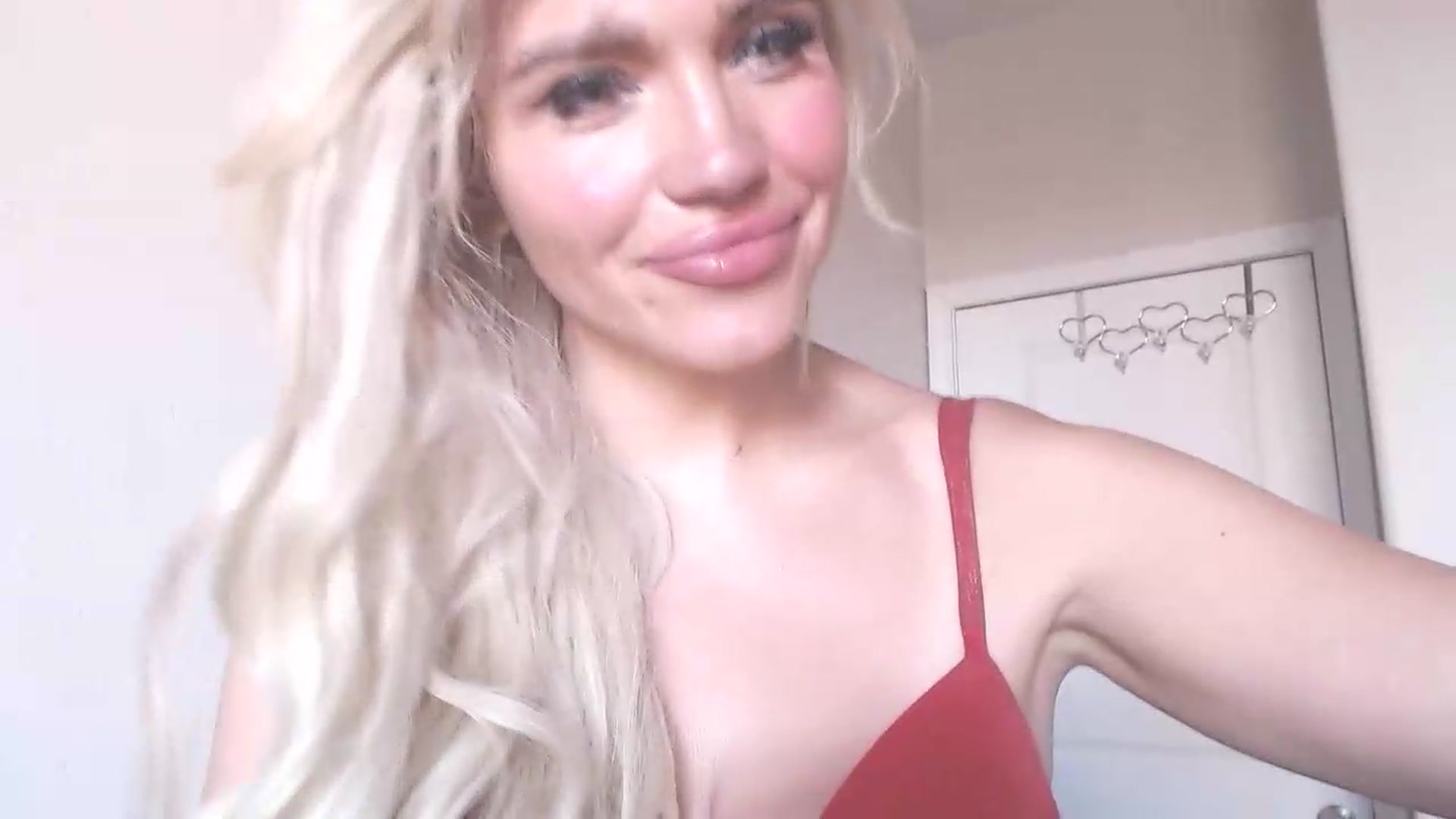 Gallery image thumbnail from PokeAPuss's myfreecams stream on, 07/19/2026, 01:52 image 5 of 20