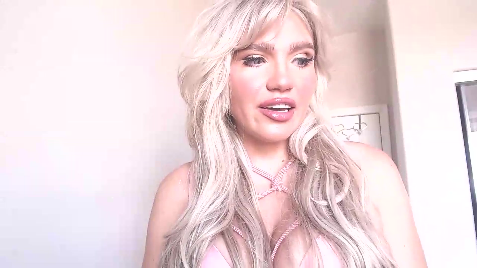 Gallery image thumbnail from PokeAPuss's myfreecams stream on, 08/07/2026, 21:19 image 17 of 20