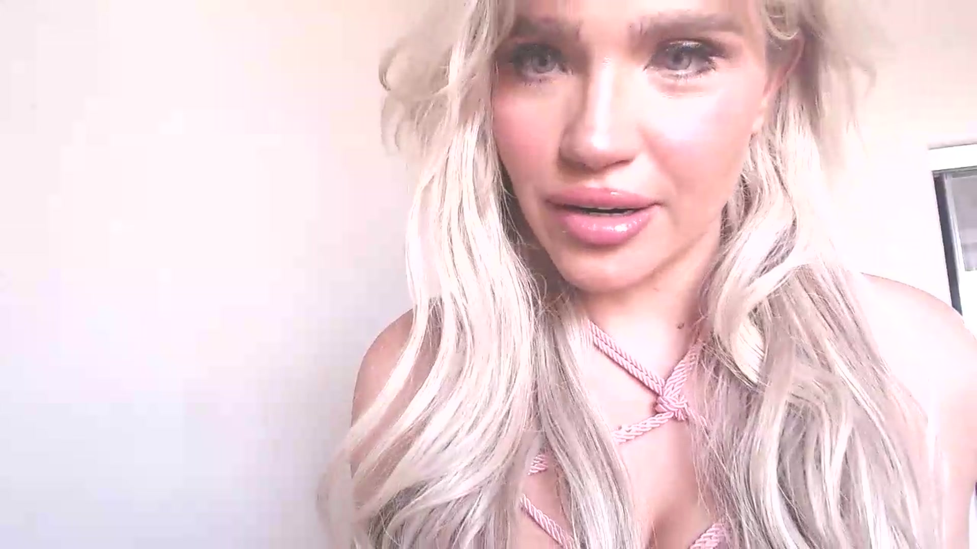 Gallery image thumbnail from PokeAPuss's myfreecams stream on, 08/07/2026, 21:19 image 20 of 20