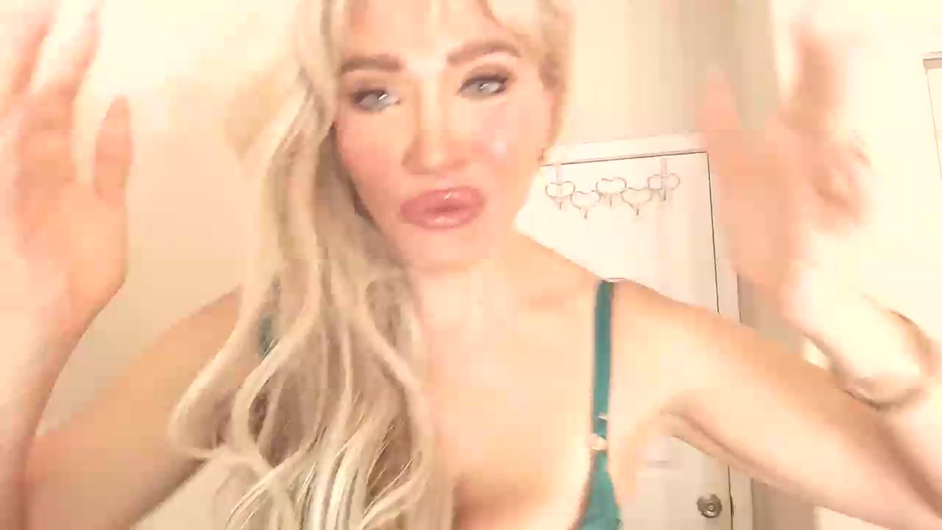 Gallery image thumbnail from PokeAPuss's myfreecams stream on, 08/09/2026, 11:30 image 19 of 20
