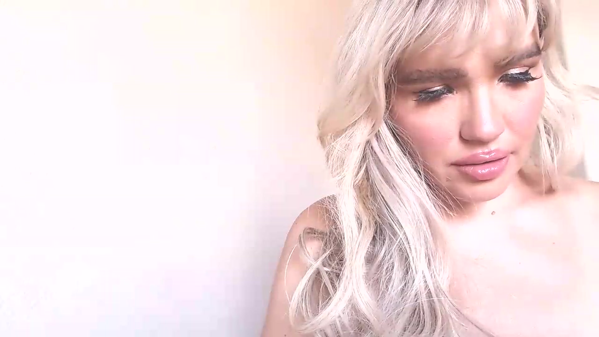 Gallery image thumbnail from PokeAPuss's myfreecams stream on, 08/14/2026, 24:06 image 19 of 20