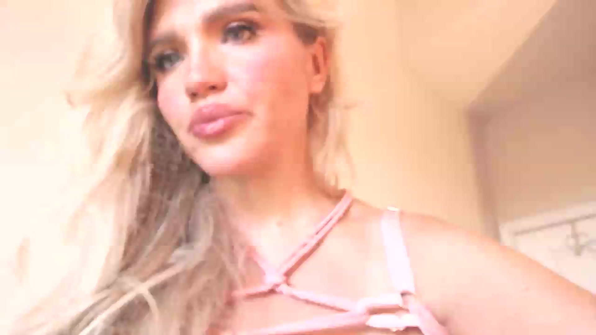 Gallery image thumbnail from PokeAPuss's myfreecams stream on, 08/16/2026, 14:05 image 18 of 20