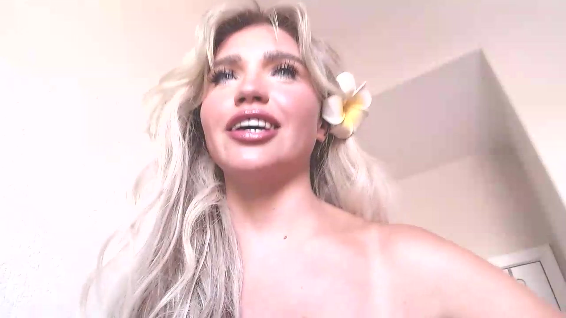 Gallery image thumbnail from PokeAPuss's myfreecams stream on, 08/31/2026, 01:51 image 4 of 20
