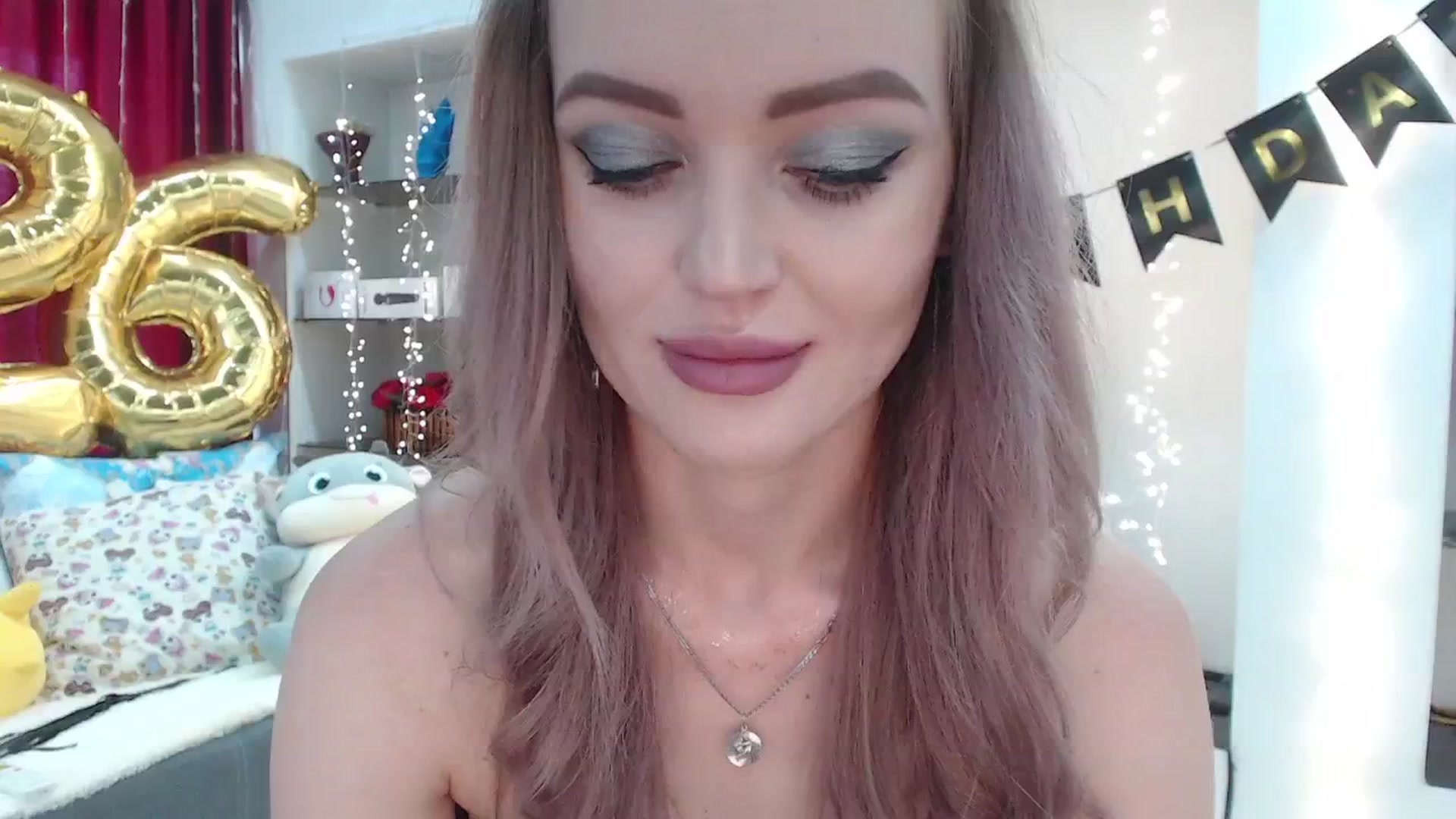 Gallery image thumbnail from PokieVivian's myfreecams stream on, 06/04/2024, 10:22 image 8 of 20