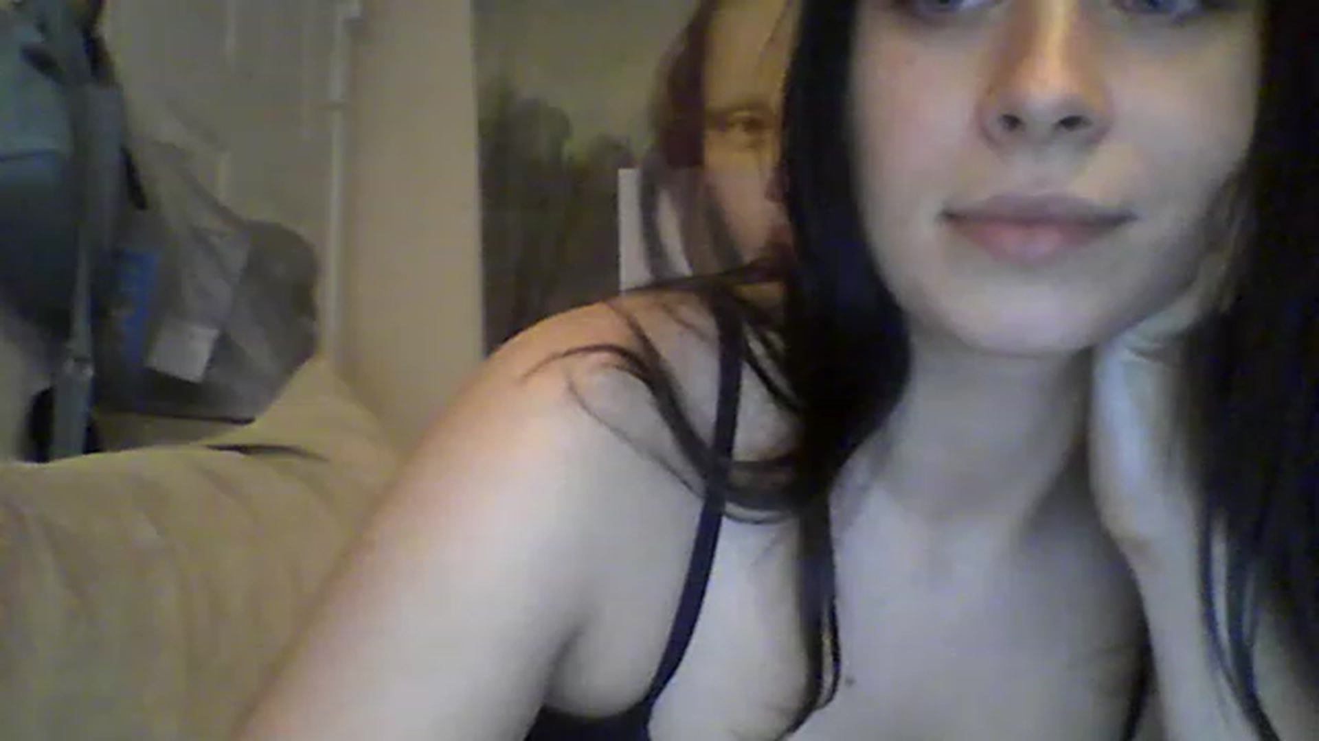 Gallery image thumbnail from PolPrincess's myfreecams stream on, 12/12/2022, 17:33 image 17 of 20