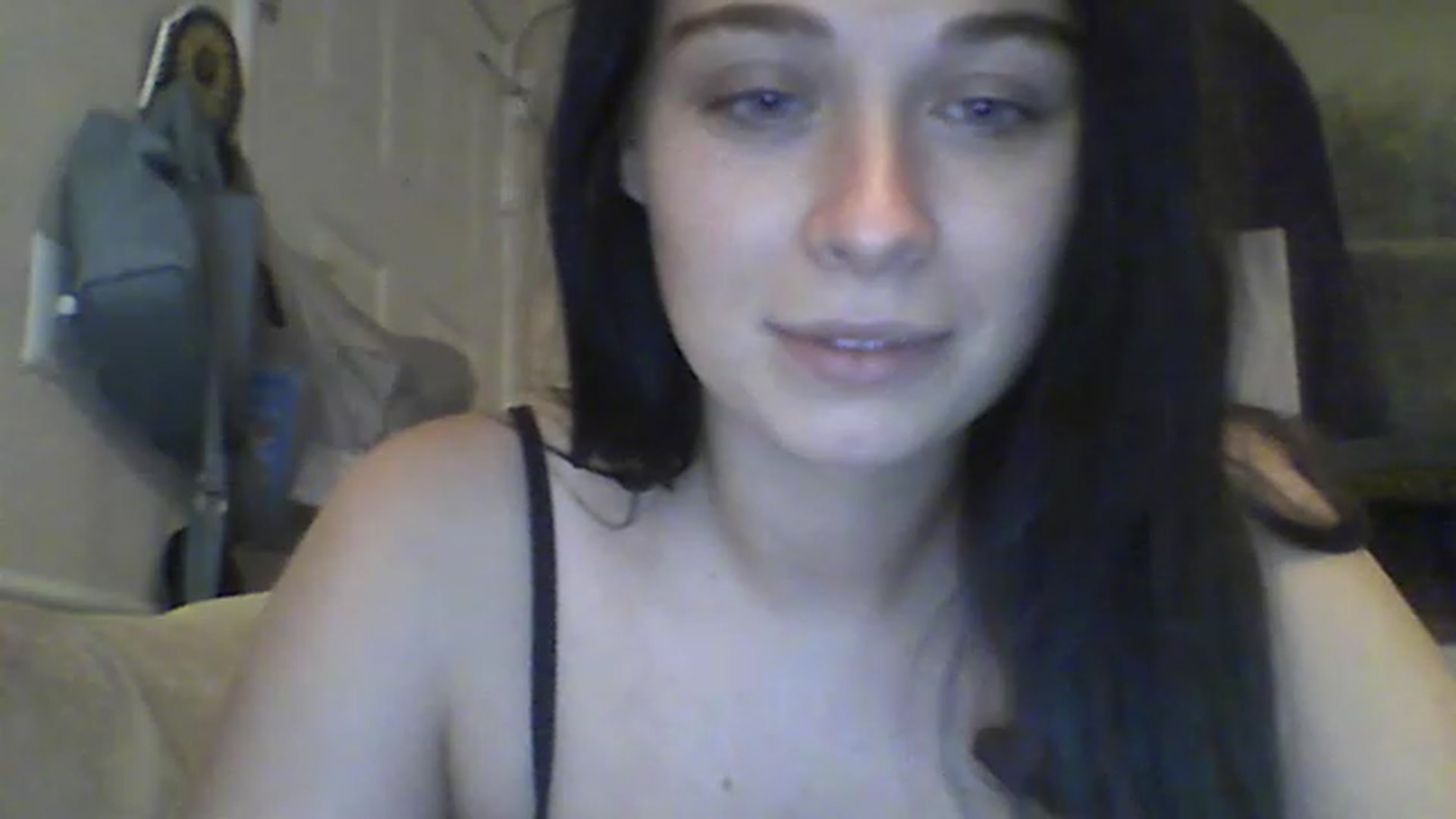 Gallery image thumbnail from PolPrincess's myfreecams stream on, 12/12/2022, 17:33 image 14 of 20
