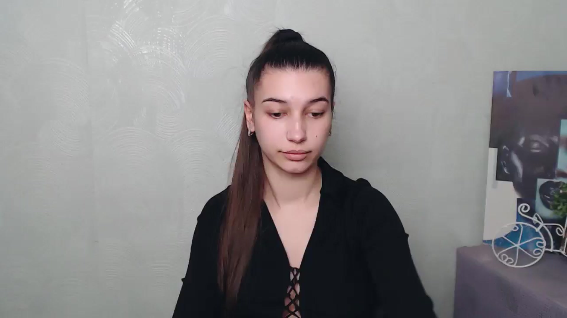 Gallery image thumbnail from PolaKim_'s myfreecams stream on, 03/17/2025, 11:21 image 1 of 20