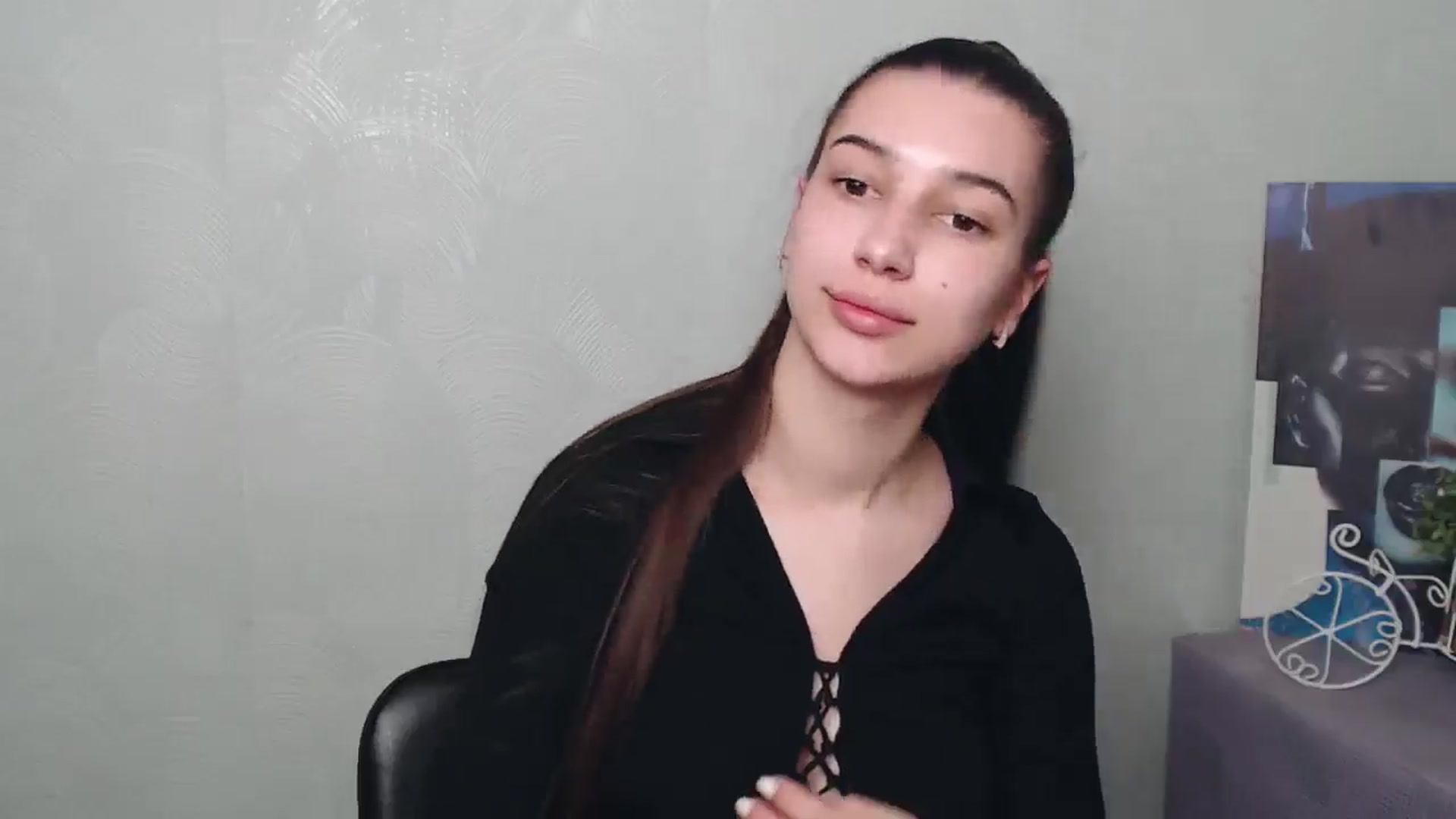 Gallery image thumbnail from PolaKim_'s myfreecams stream on, 03/17/2025, 11:21 image 18 of 20