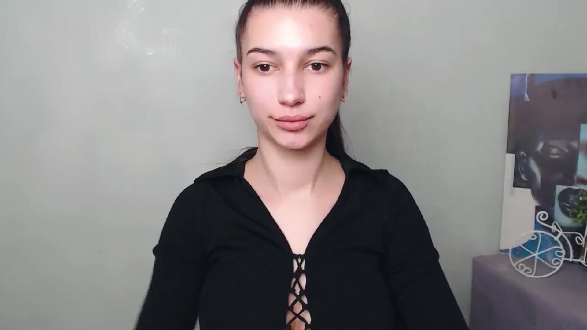 Gallery image thumbnail from PolaKim_'s myfreecams stream on, 03/17/2025, 11:21 image 15 of 20