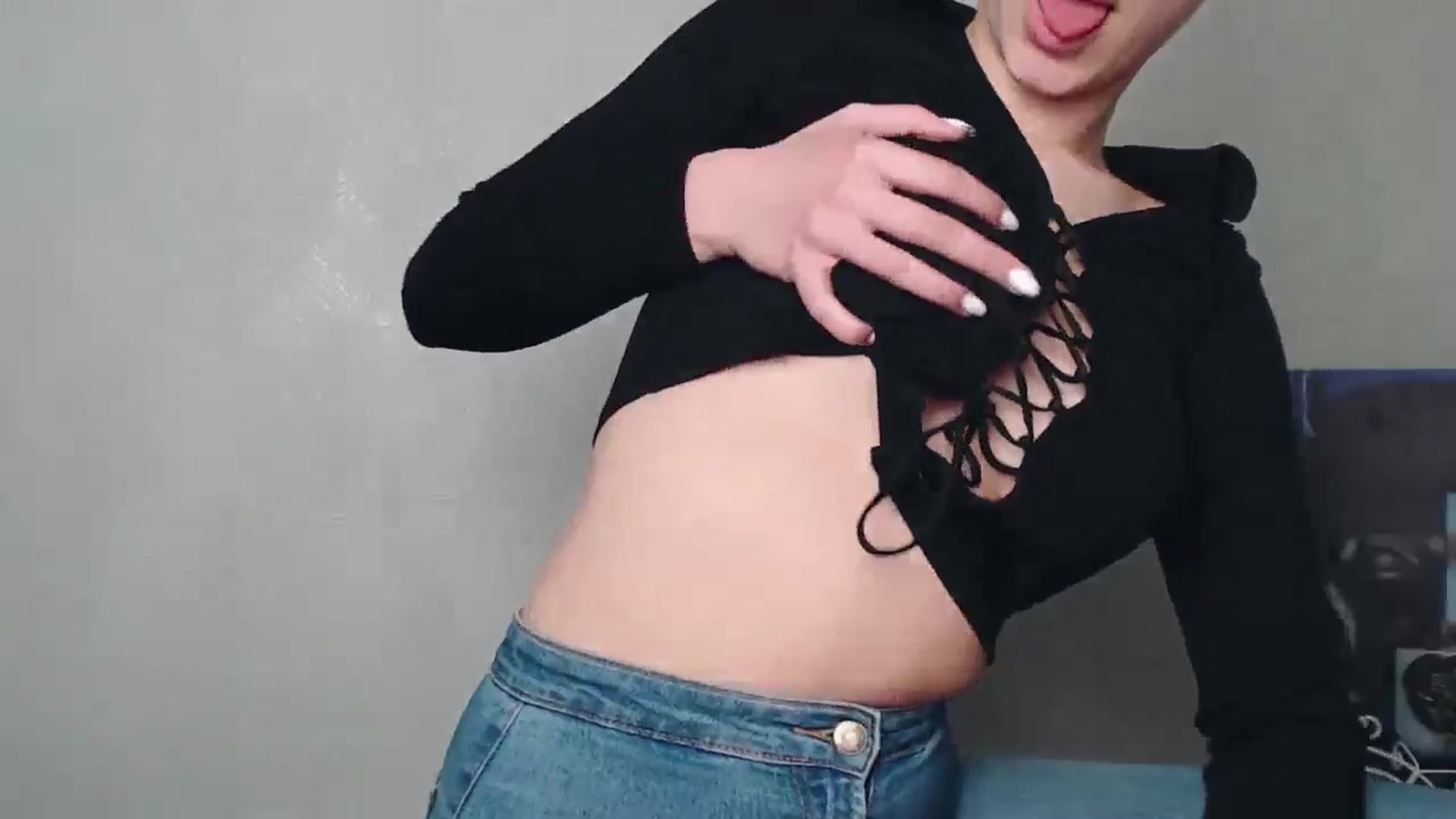 Gallery image thumbnail from PolaKim_'s myfreecams stream on, 03/17/2025, 12:41 image 19 of 20