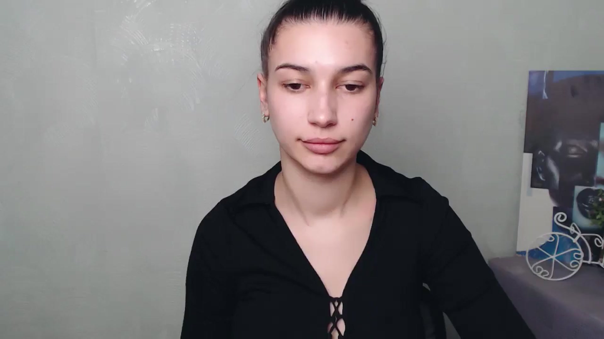 Gallery image thumbnail from PolaKim_'s myfreecams stream on, 03/17/2025, 14:37 image 8 of 20