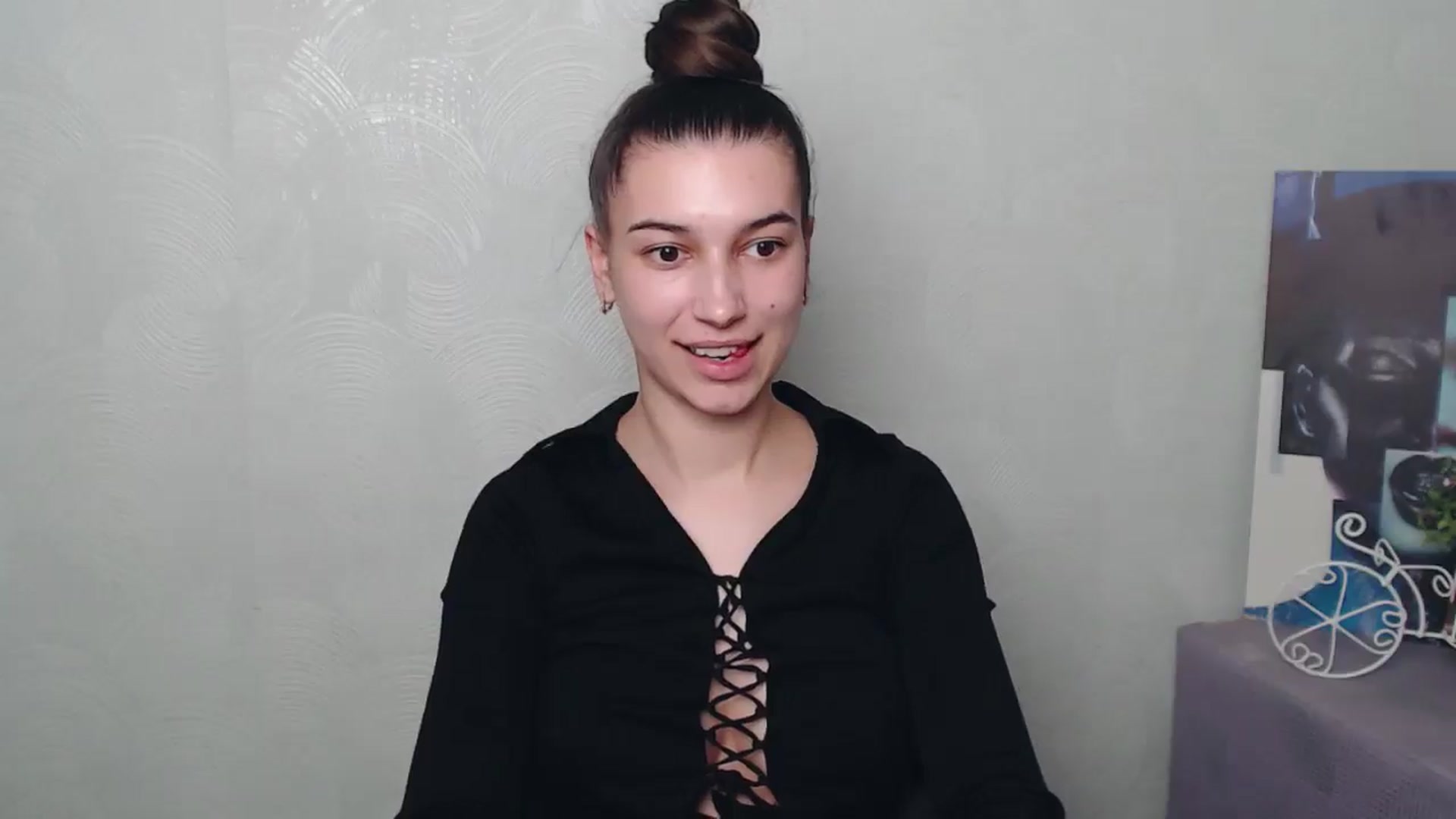 Gallery image thumbnail from PolaKim_'s myfreecams stream on, 03/17/2025, 14:37 image 12 of 20