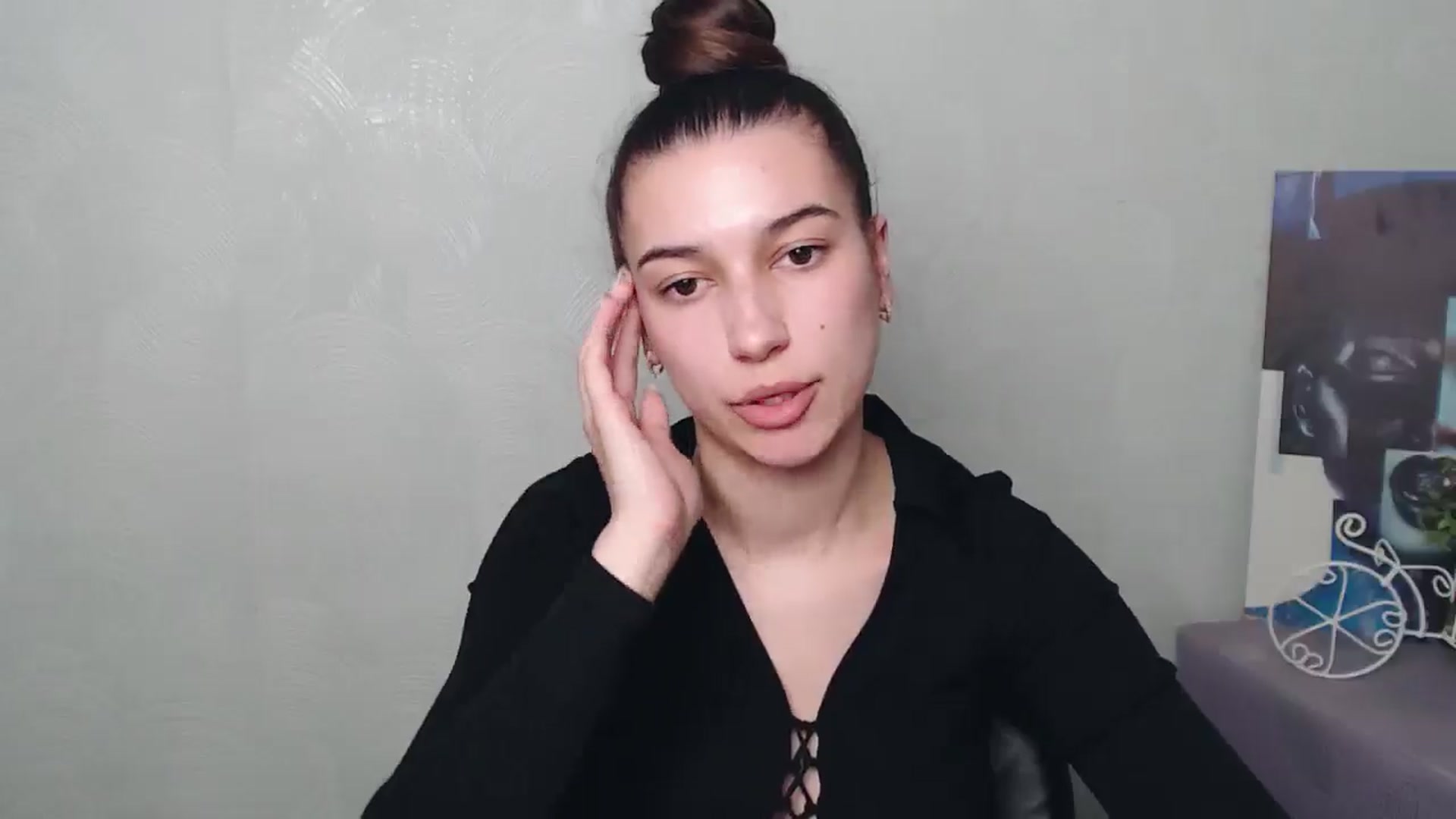 Gallery image thumbnail from PolaKim_'s myfreecams stream on, 03/17/2025, 14:37 image 9 of 20