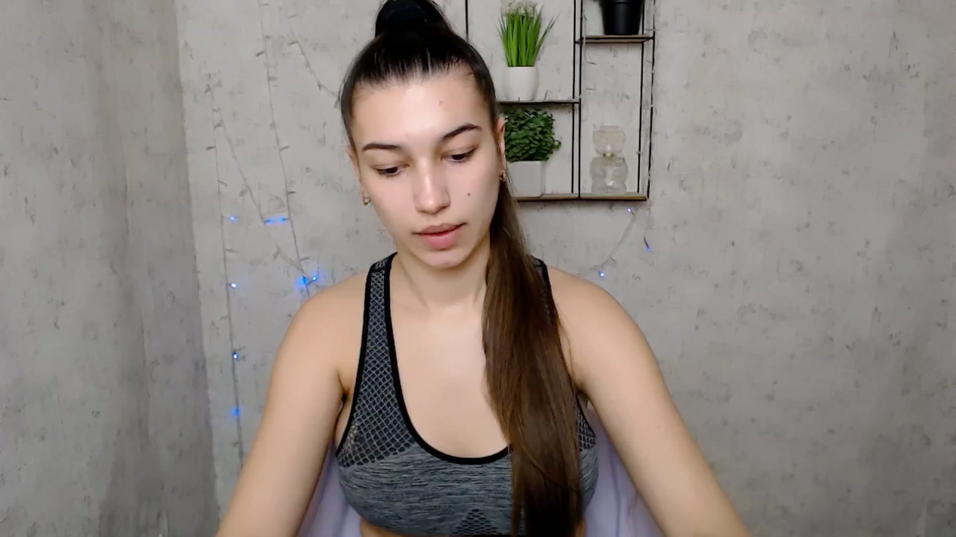 Gallery image thumbnail from PolaKim_'s myfreecams stream on, 03/18/2025, 07:07 image 11 of 20