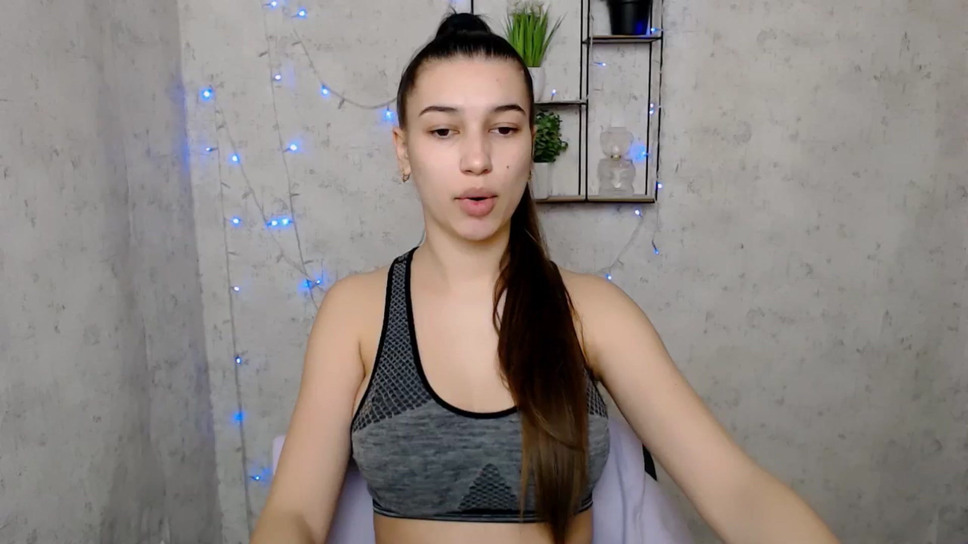Gallery image thumbnail from PolaKim_'s myfreecams stream on, 03/18/2025, 07:07 image 10 of 20