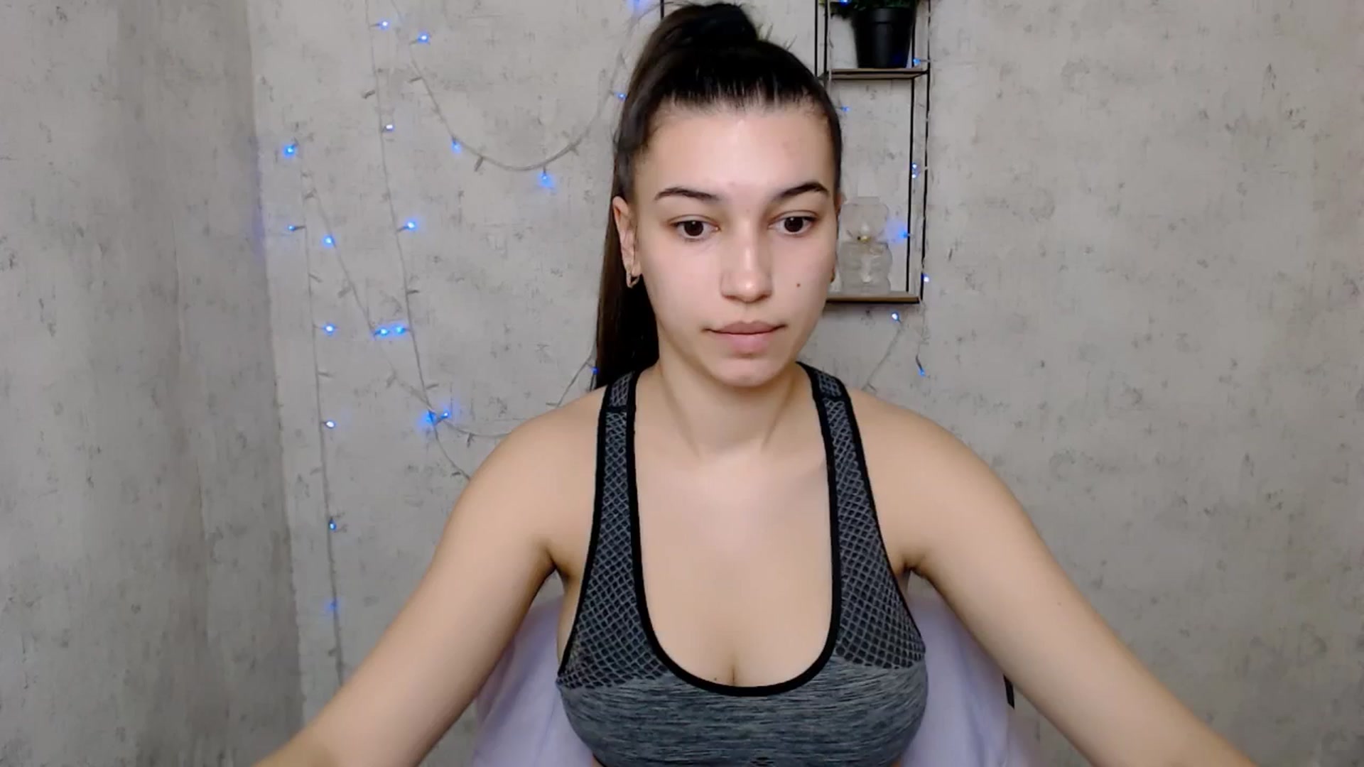 Gallery image thumbnail from PolaKim_'s myfreecams stream on, 03/18/2025, 07:44 image 17 of 20