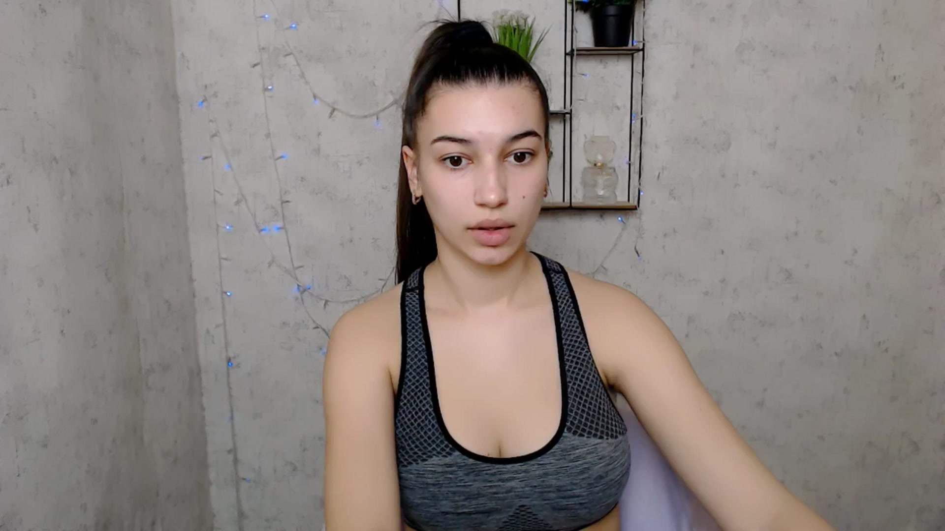 Gallery image thumbnail from PolaKim_'s myfreecams stream on, 03/18/2025, 07:44 image 16 of 20