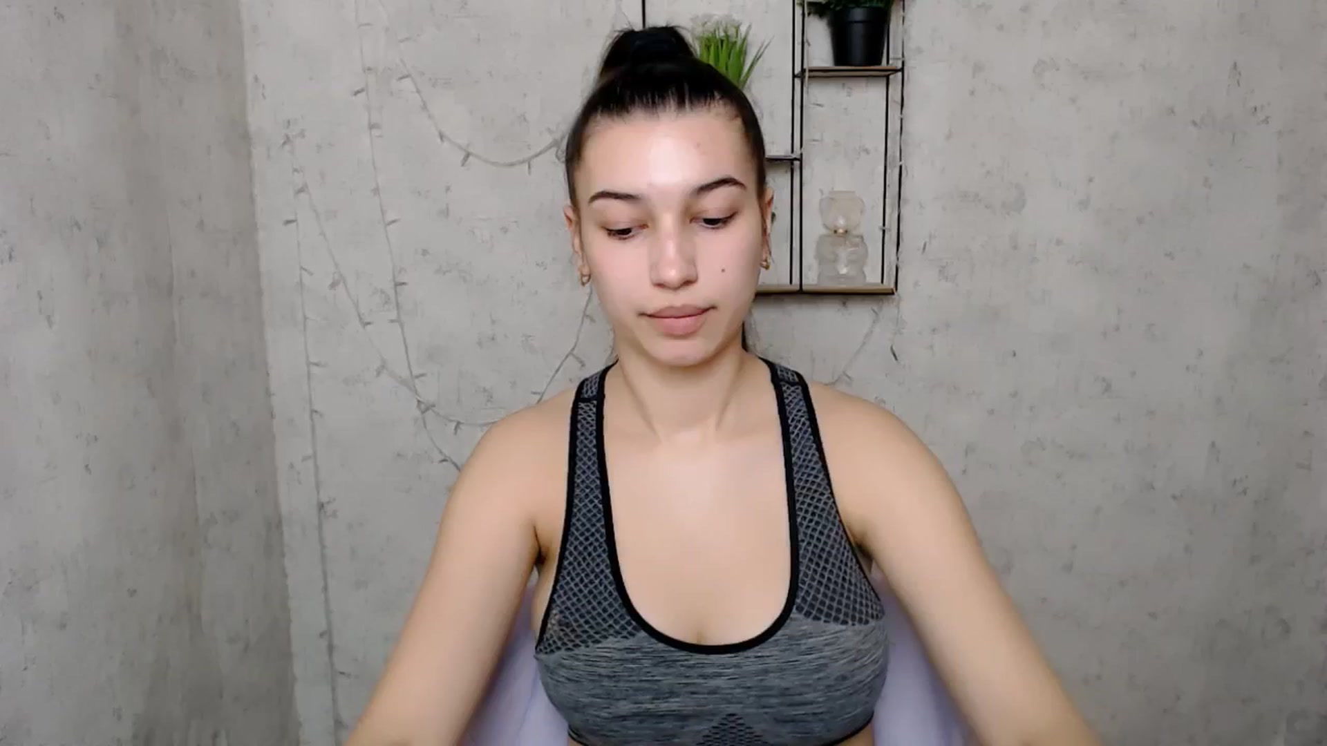 Gallery image thumbnail from PolaKim_'s myfreecams stream on, 03/18/2025, 07:44 image 9 of 20
